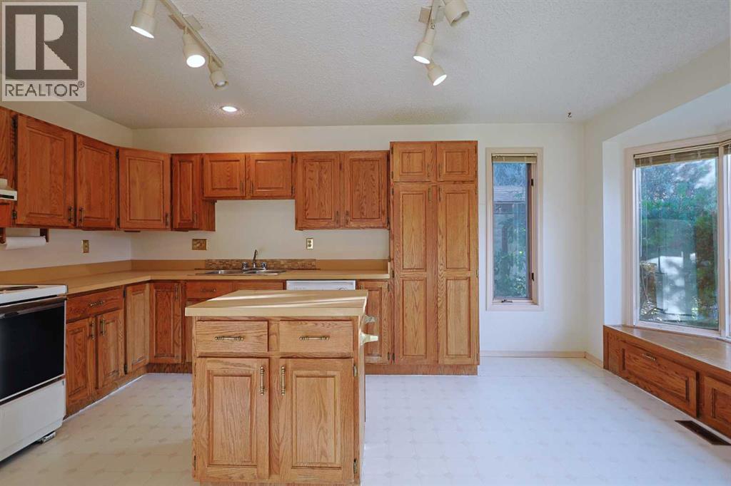 Property at 116 Scenic Acres Drive NW image 2