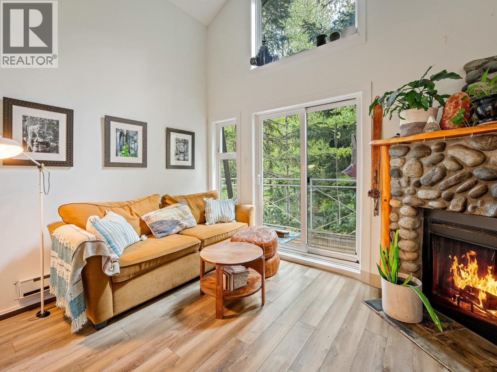 30 2211 Marmot Place, Whistler, British Columbia V8E 0M6 - Photo 5 - R3002246