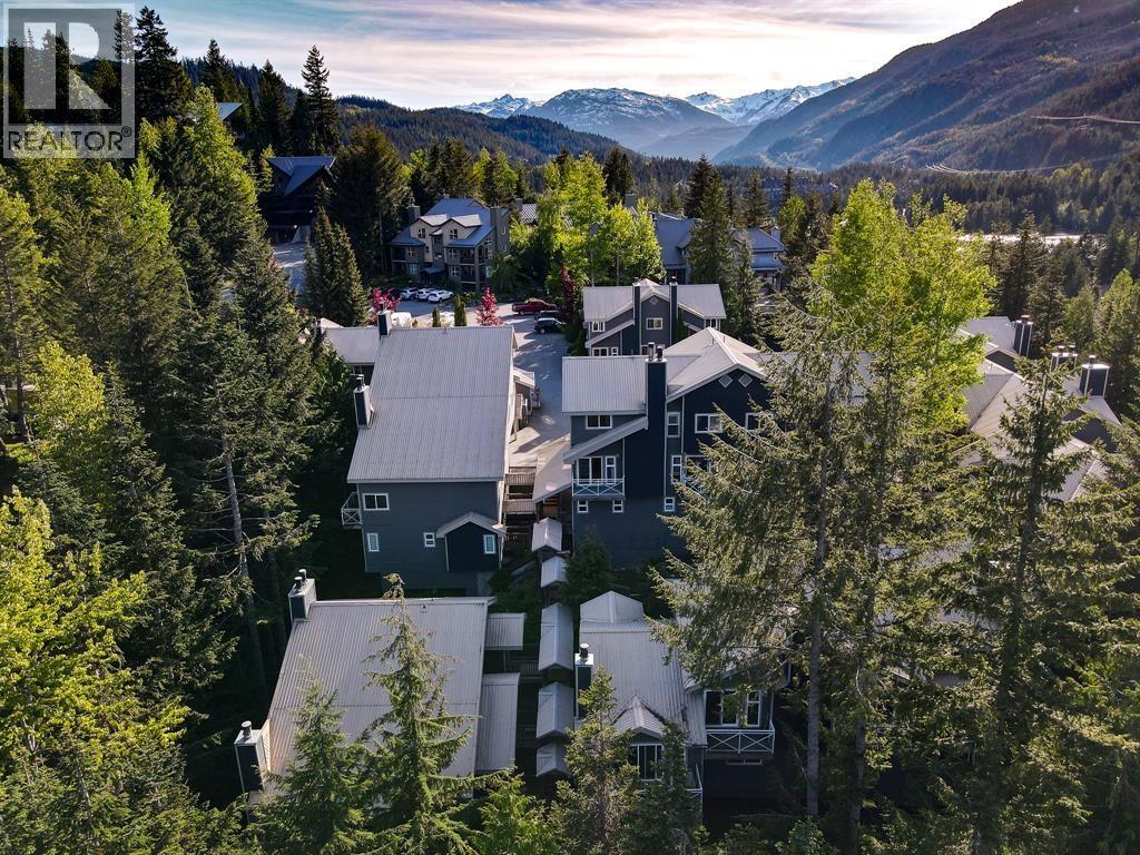 30 2211 Marmot Place, Whistler, British Columbia V8E 0M6 - Photo 3 - R3002246