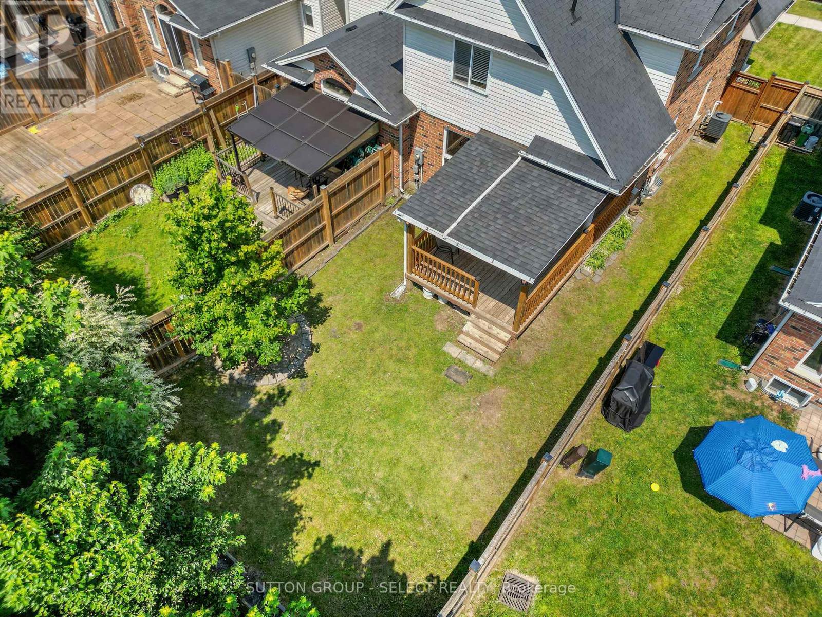 953 Silverfox Crescent, London North (North S), Ontario  N6G 5B6 - Photo 39 - X12324017