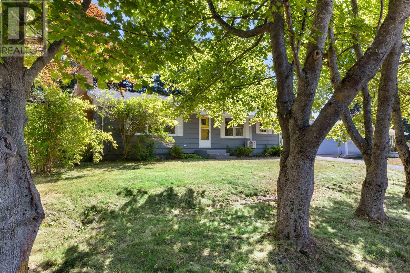 52 Trafalgar Street, Charlottetown, Prince Edward Island  C1A 3Z5 - Photo 42 - 202520974