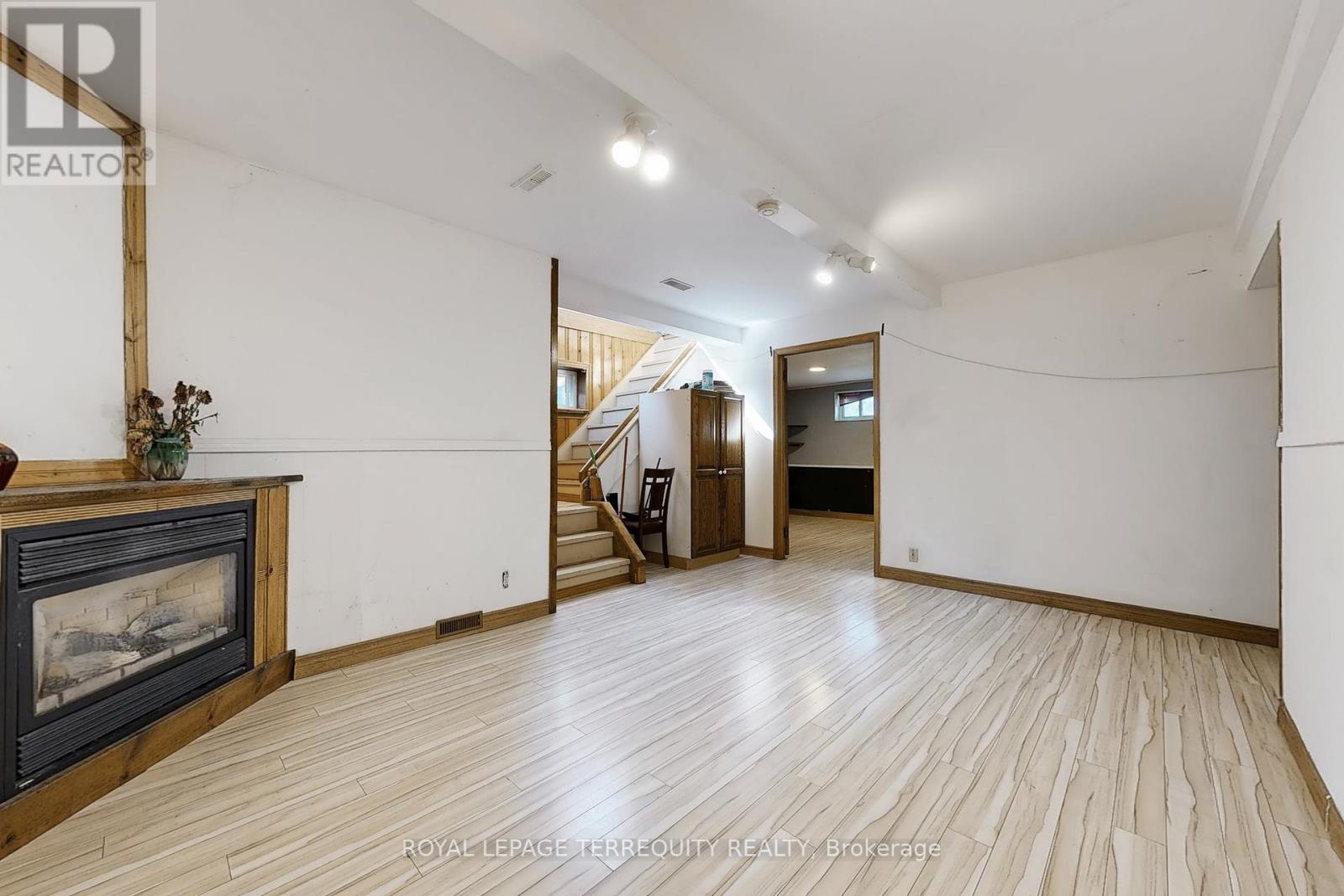 631 Annland Street, Pickering, Ontario  L1W 1A9 - Photo 25 - E12351461