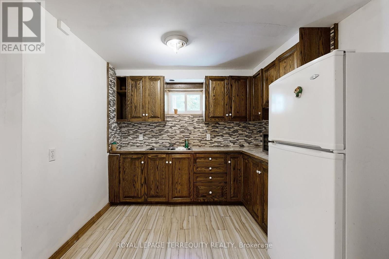 631 Annland Street, Pickering, Ontario  L1W 1A9 - Photo 27 - E12351461
