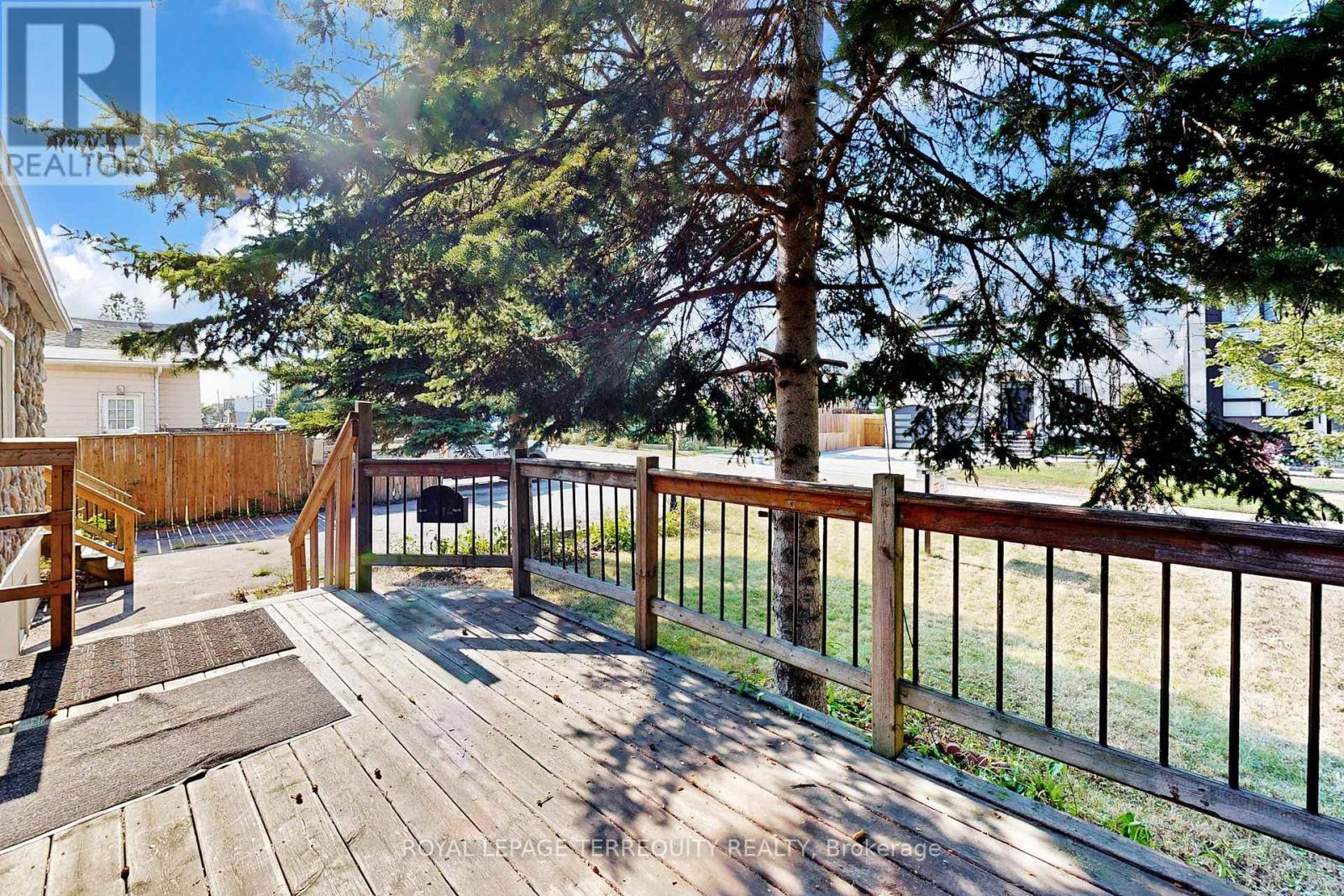 Property at 631 ANNLAND STREET image 3