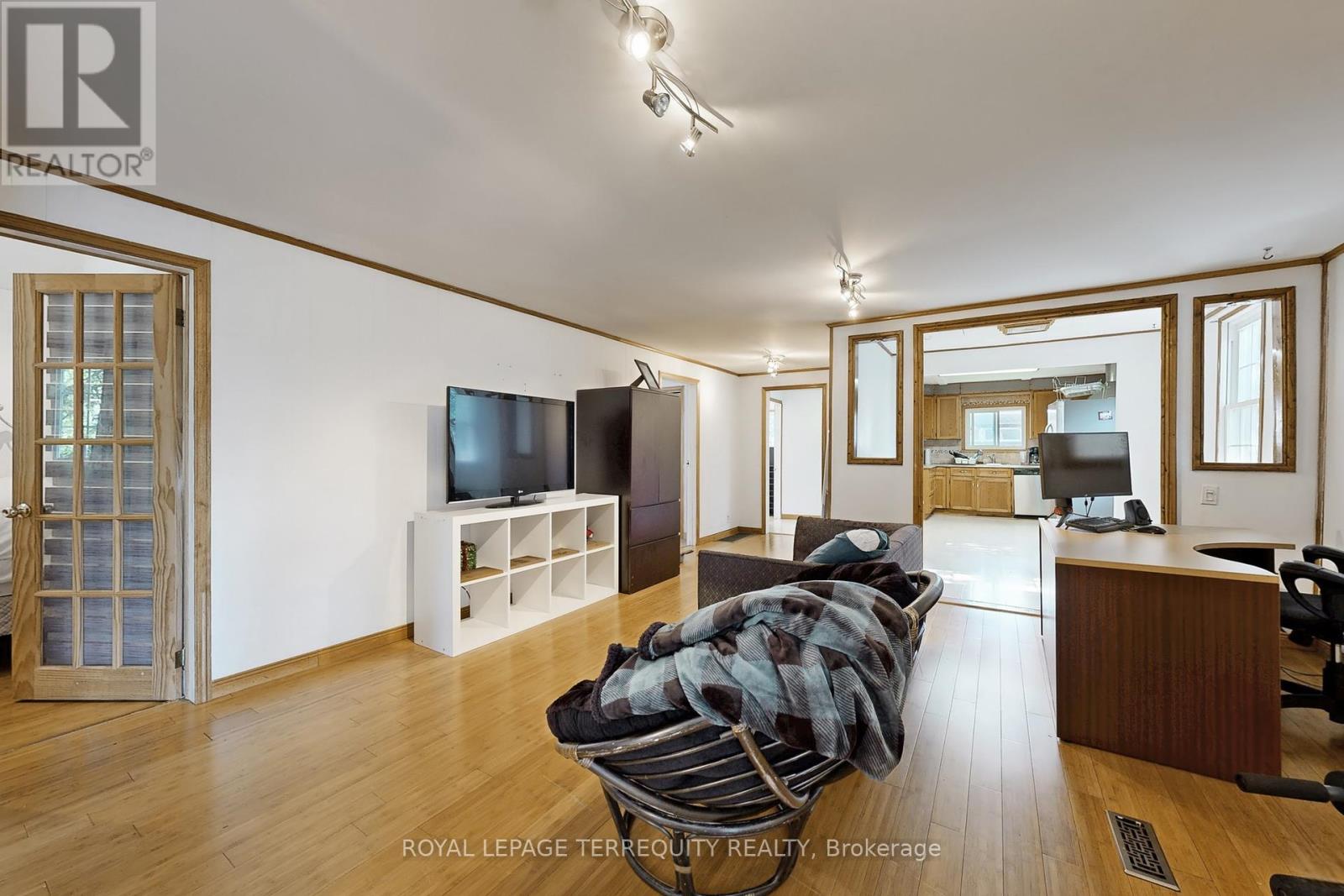631 Annland Street, Pickering, Ontario  L1W 1A9 - Photo 6 - E12351461