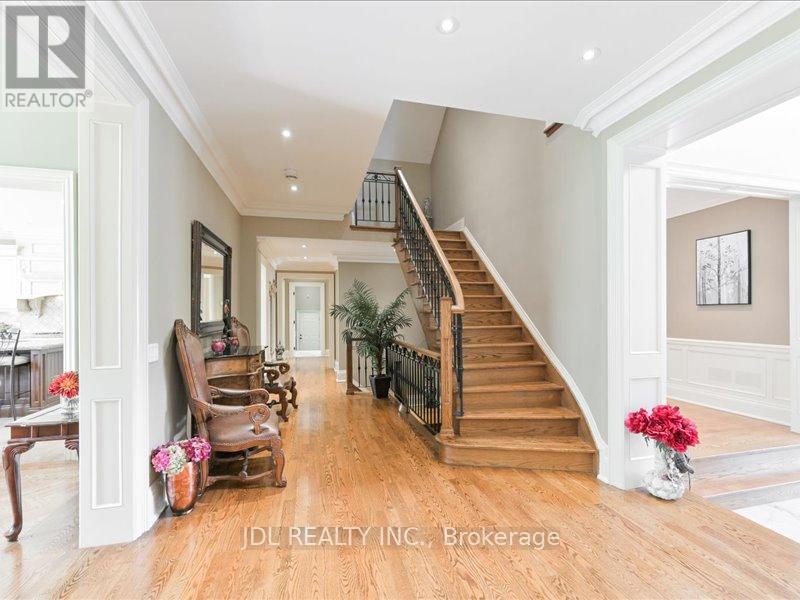 15 Lake Woods Drive, Whitchurch-Stouffville, Ontario  L4A 1P9 - Photo 26 - N12351492