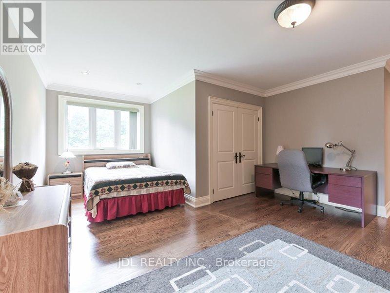 15 Lake Woods Drive, Whitchurch-Stouffville, Ontario  L4A 1P9 - Photo 28 - N12351492