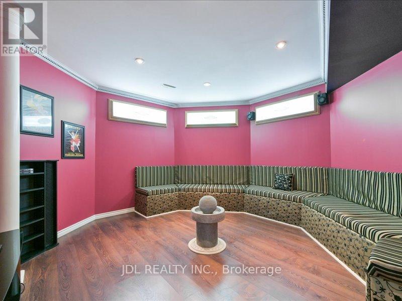 15 Lake Woods Drive, Whitchurch-Stouffville, Ontario  L4A 1P9 - Photo 34 - N12351492