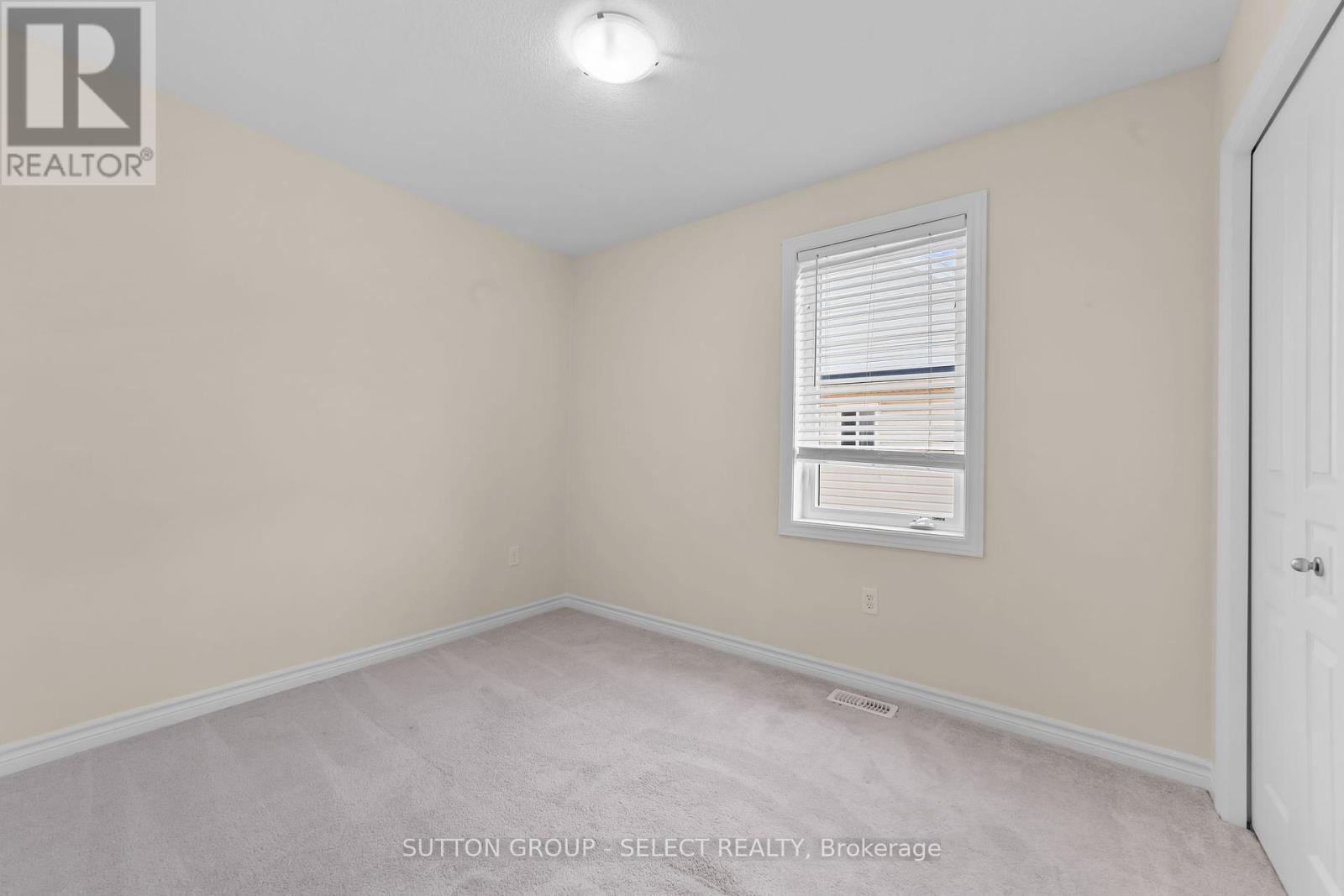 953 Silverfox Crescent, London North (North S), Ontario  N6G 5B6 - Photo 27 - X12324017