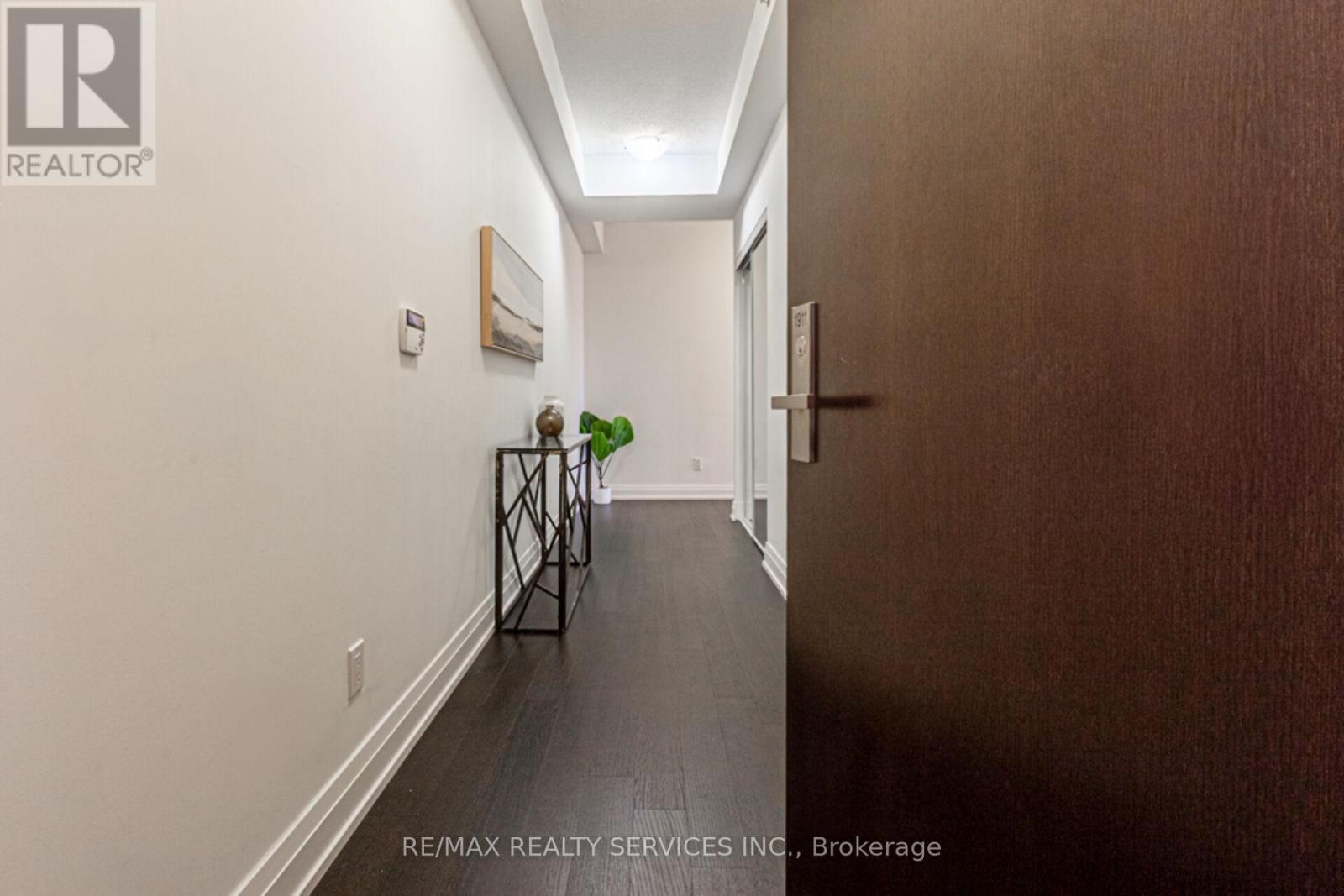 Property at 1911 - 65 SPEERS ROAD image 2