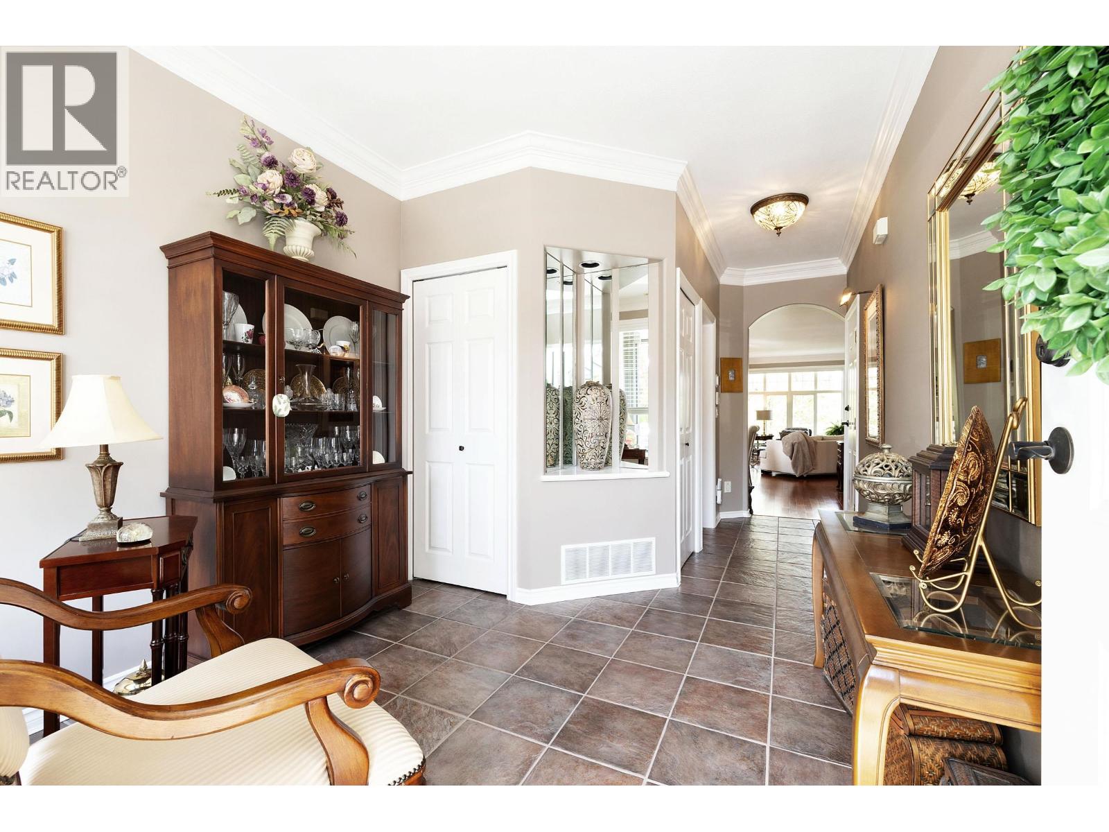 12 11358 Cottonwood Drive, Maple Ridge, British Columbia V2X 5V5 - Photo 2 - R3038272