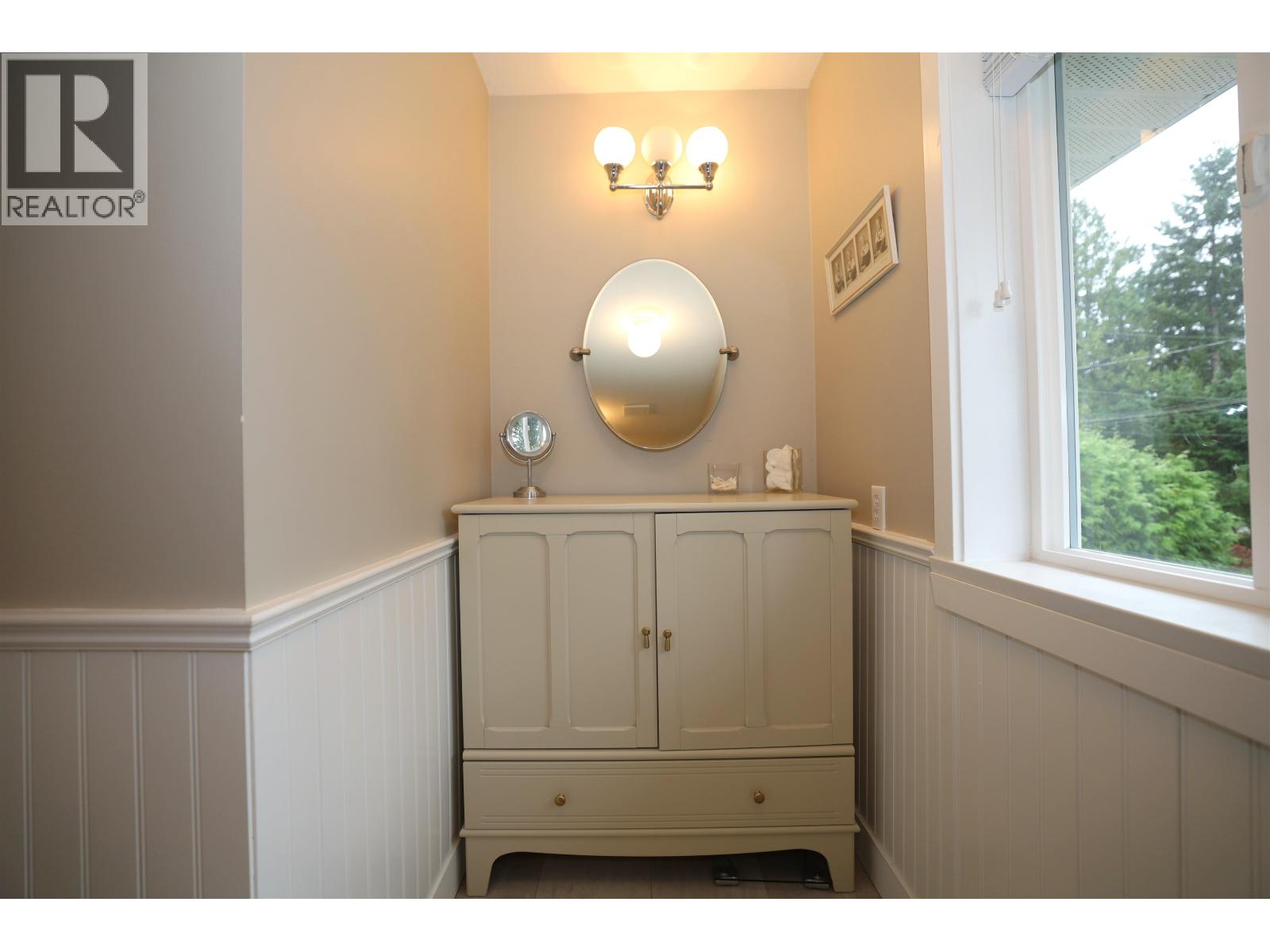 6318 Picadilly Place, Sechelt, British Columbia V0N 3A0 - Photo 28 - R3038261