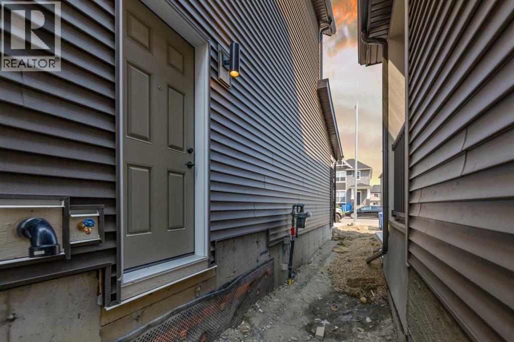 Property at 35 Corner Glen Common NE image 4