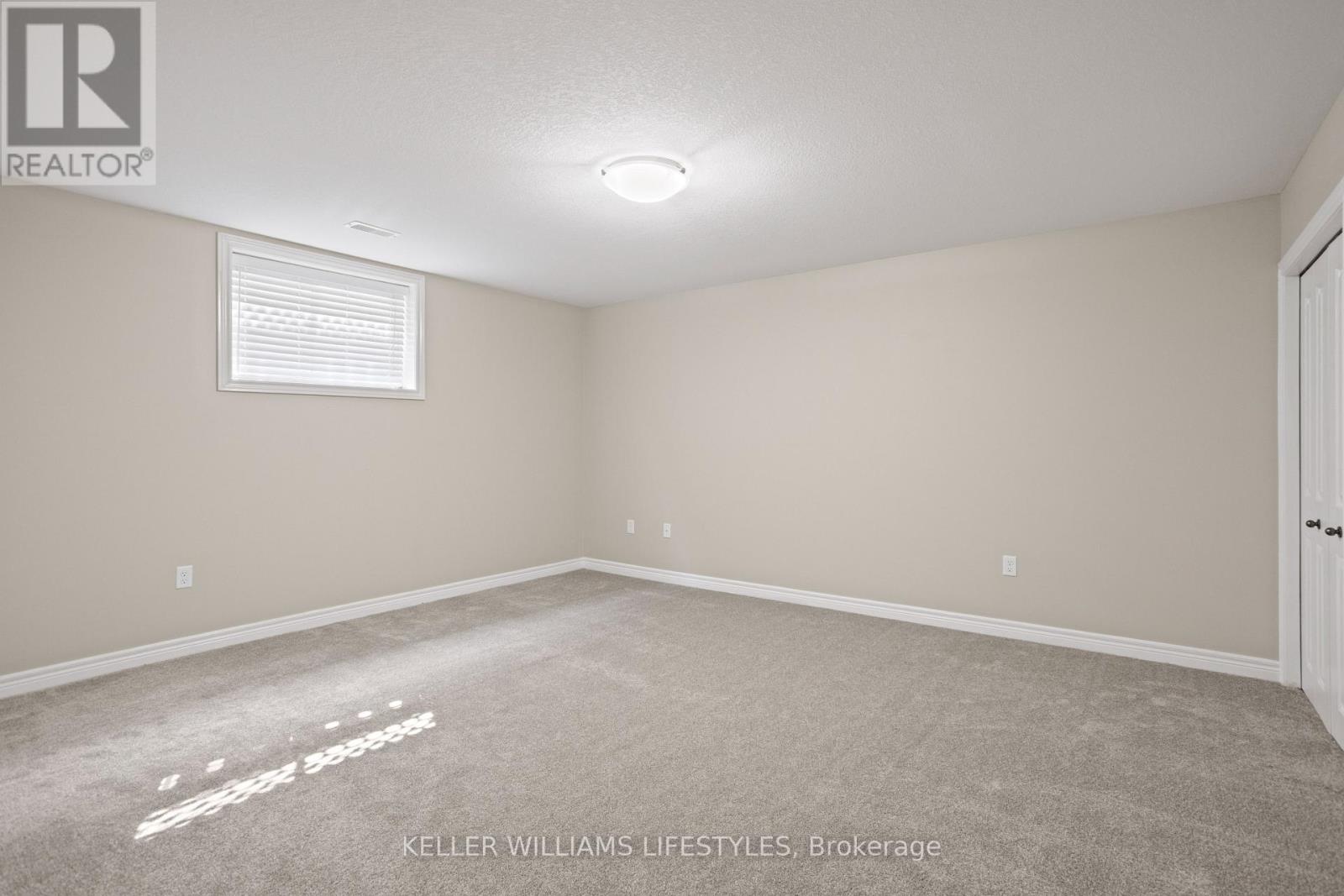 368 Darcy Drive, Strathroy-Caradoc, Ontario  N7G 0A1 - Photo 33 - X12351534