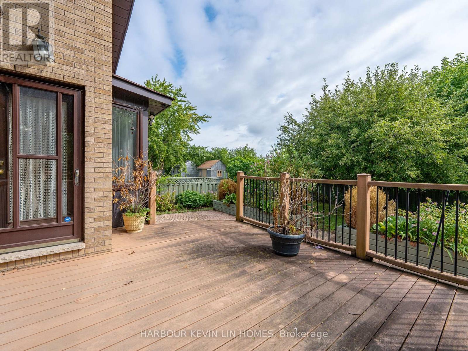 101 Leyburn Avenue, Richmond Hill, Ontario  L4C 0J6 - Photo 48 - N12348843