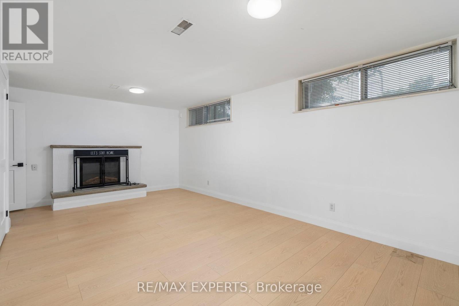 5 Paragon Road, Toronto, Ontario  M9R 1J6 - Photo 10 - W12351559
