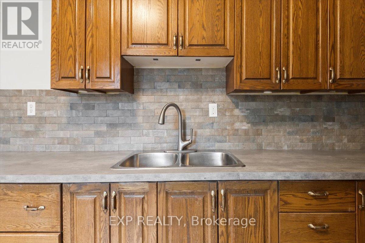 650 Armour Road, Peterborough East, Ontario  K9H 1Z4 - Photo 16 - X12351578