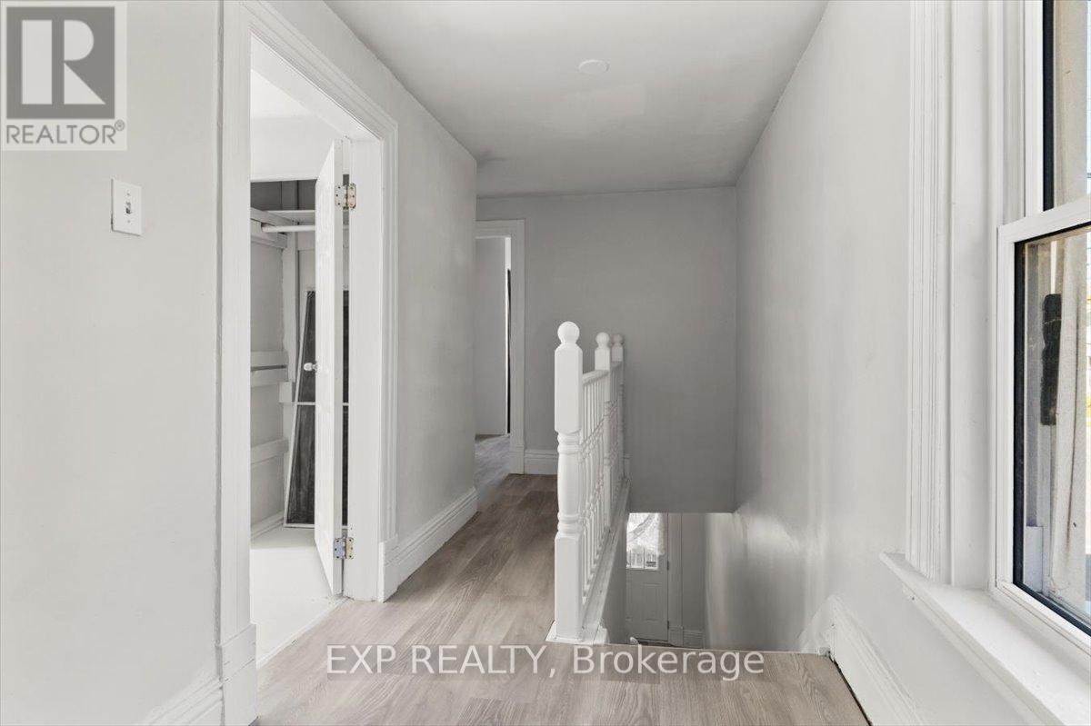 650 Armour Road, Peterborough East, Ontario  K9H 1Z4 - Photo 30 - X12351578