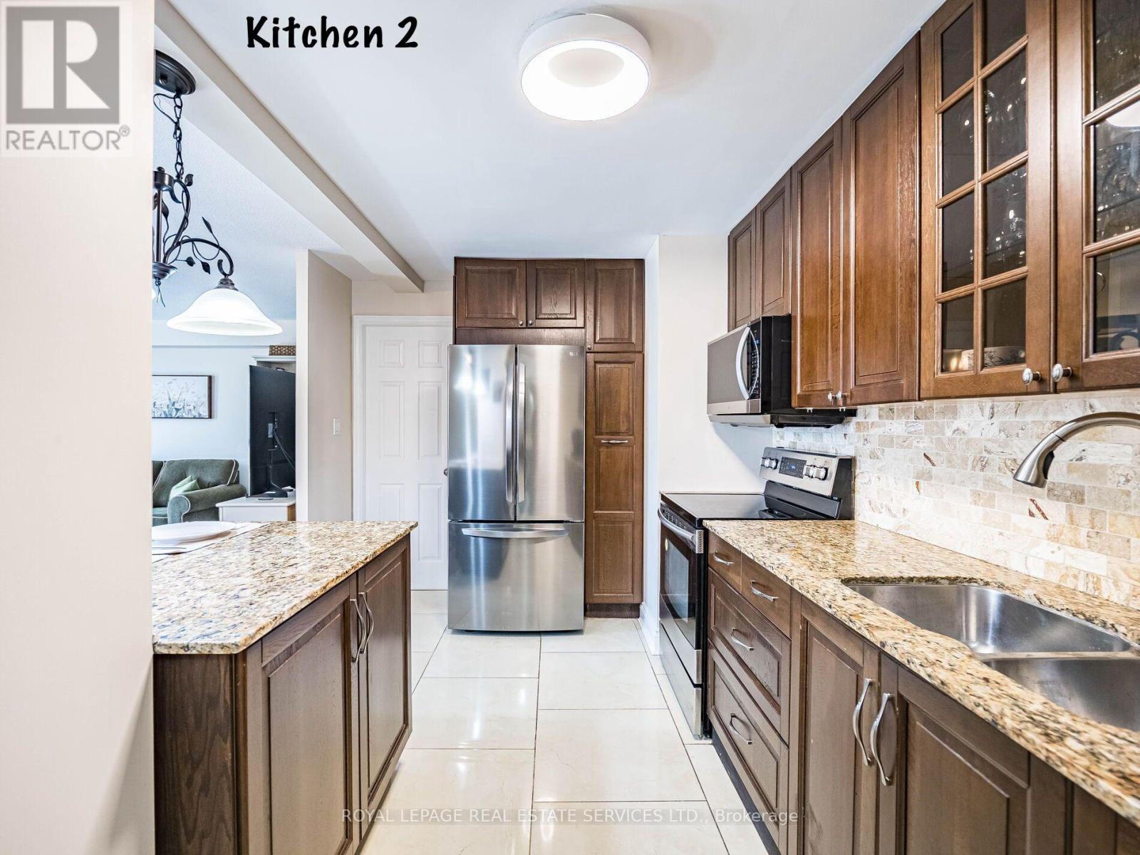 203 - 1300 Mississauga Valley Boulevard, Mississauga, Ontario L5A 3S8 - Photo 8 - W12350226