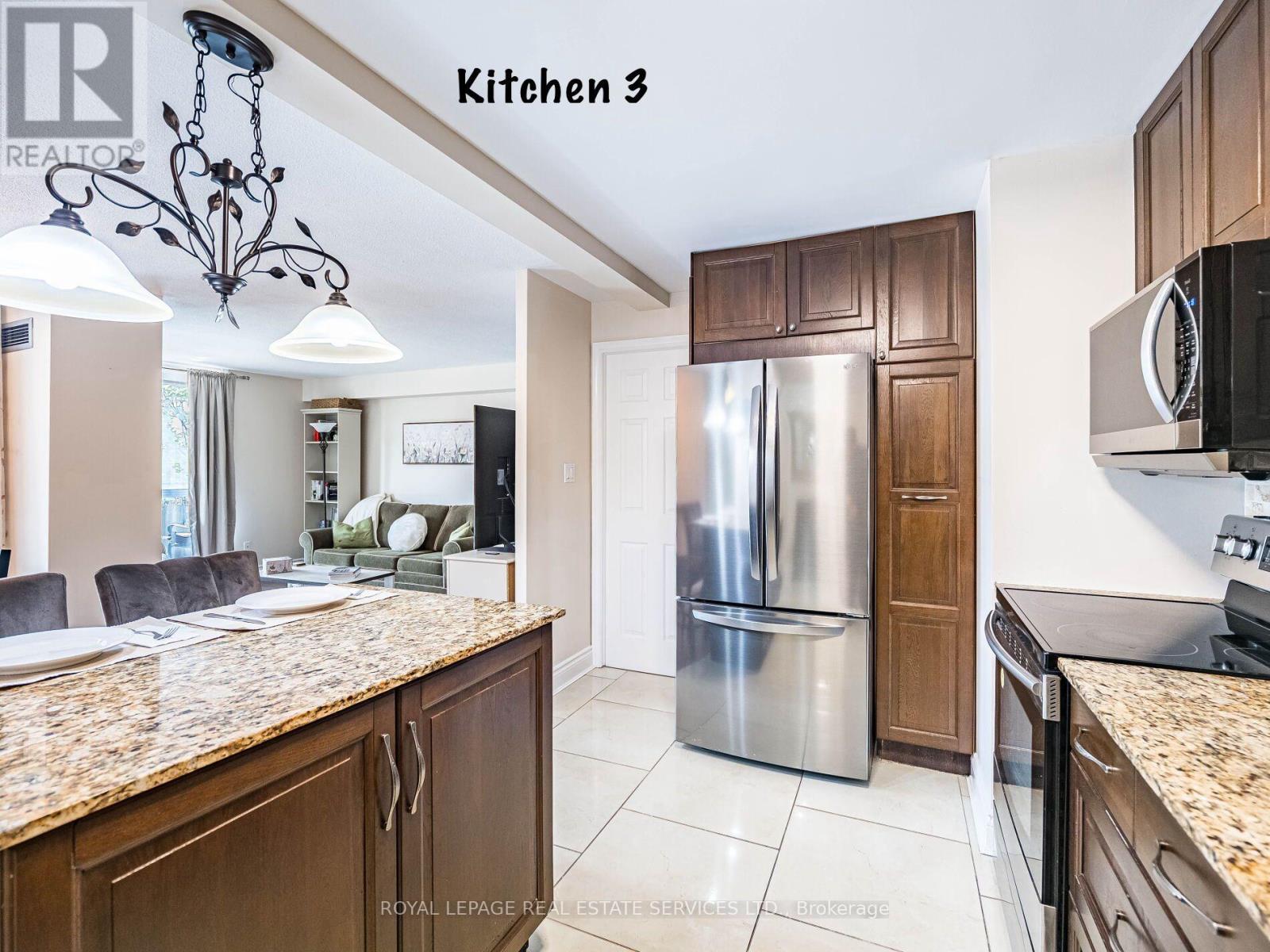 203 - 1300 Mississauga Valley Boulevard, Mississauga, Ontario L5A 3S8 - Photo 9 - W12350226