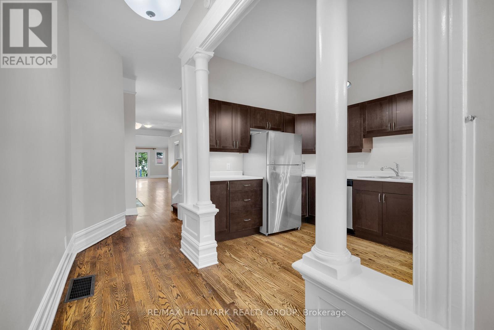 121 & 123 York Street, Ottawa, Ontario  K1N 5T4 - Photo 30 - X12351577
