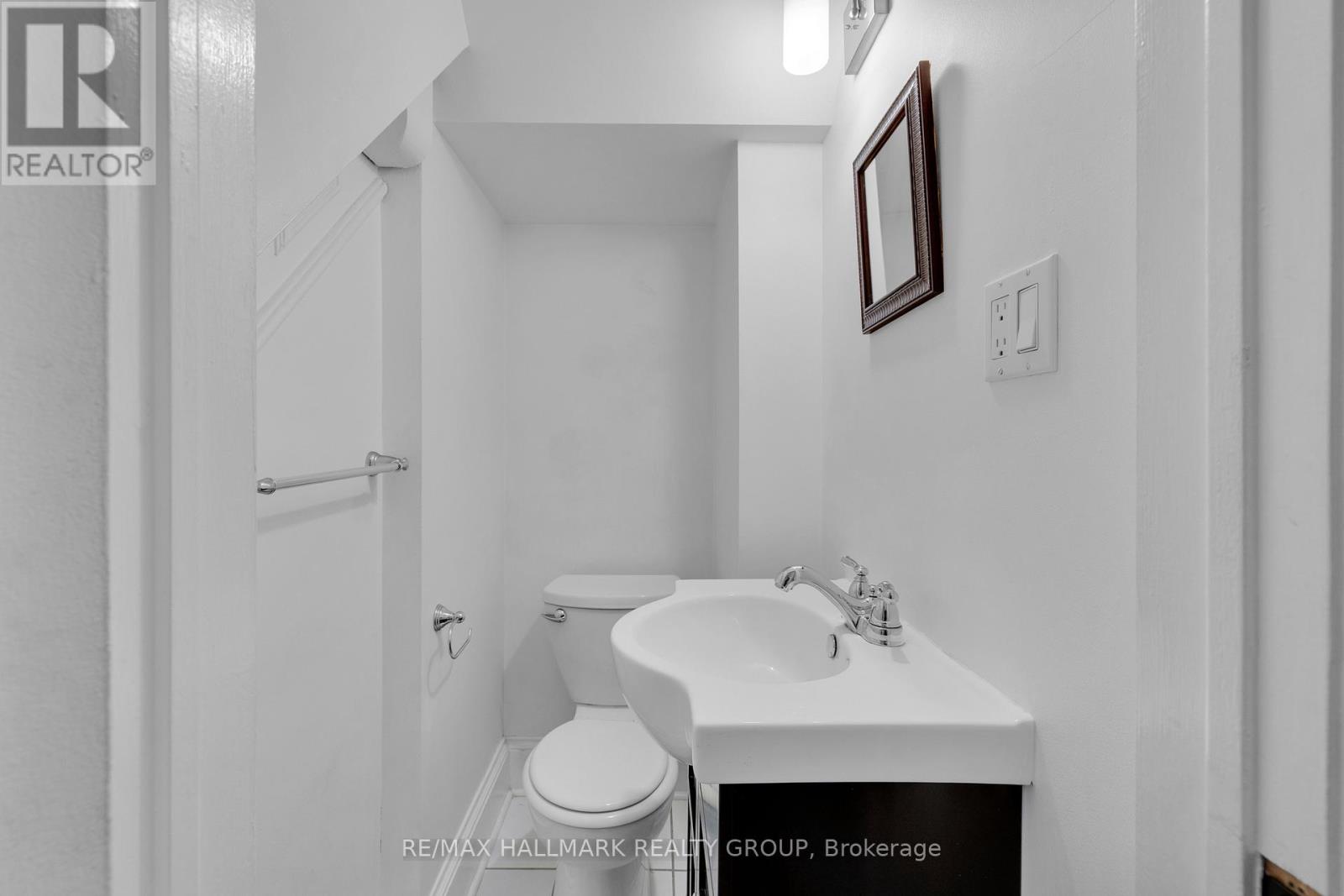 121 & 123 York Street, Ottawa, Ontario  K1N 5T4 - Photo 37 - X12351577