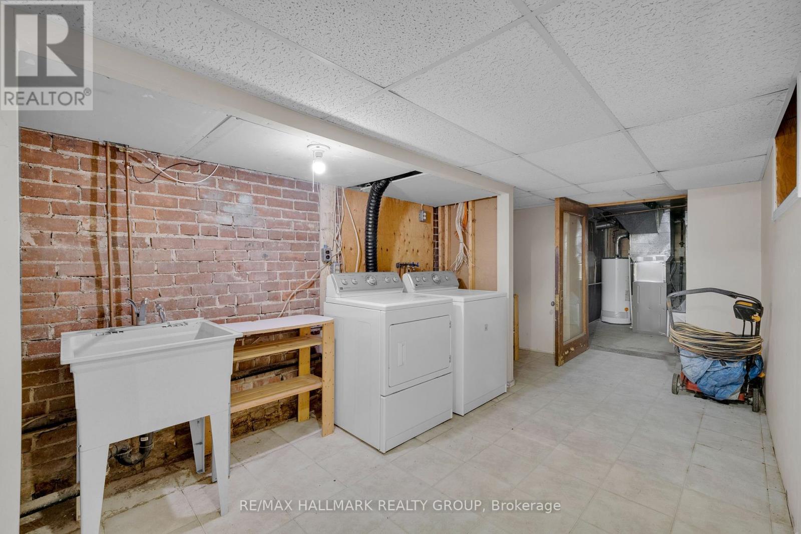 121 & 123 York Street, Ottawa, Ontario  K1N 5T4 - Photo 48 - X12351577