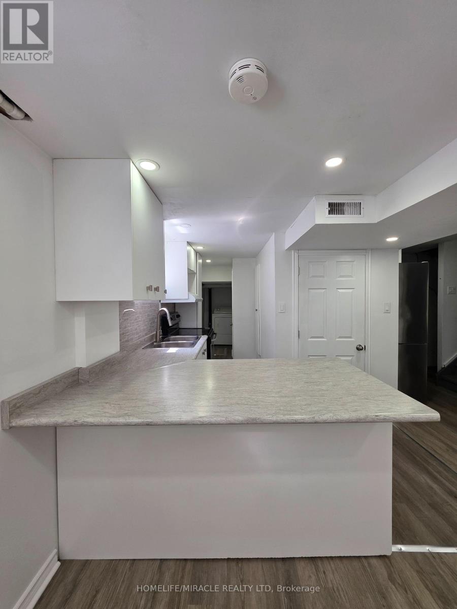 Lower - 25 Judith Crescent, Brampton, Ontario  L6S 3J3 - Photo 1 - W12351517