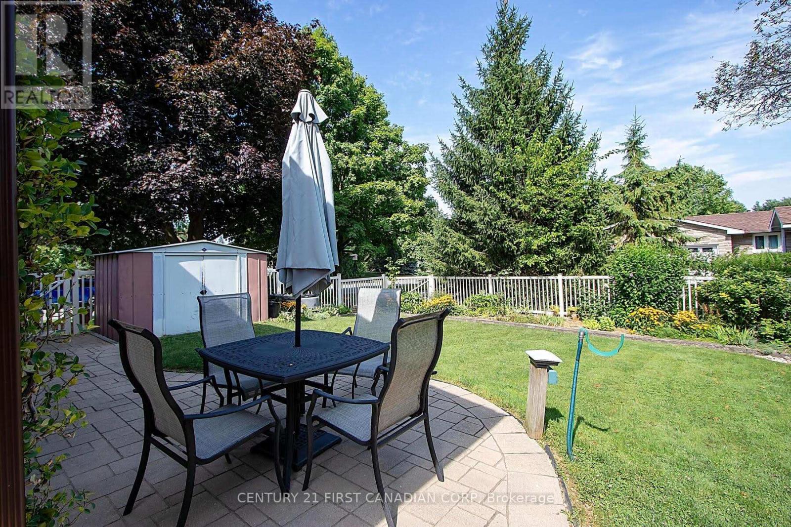 68 Nottinghill Crescent, London South, Ontario  N6K 1R2 - Photo 38 - X12342618