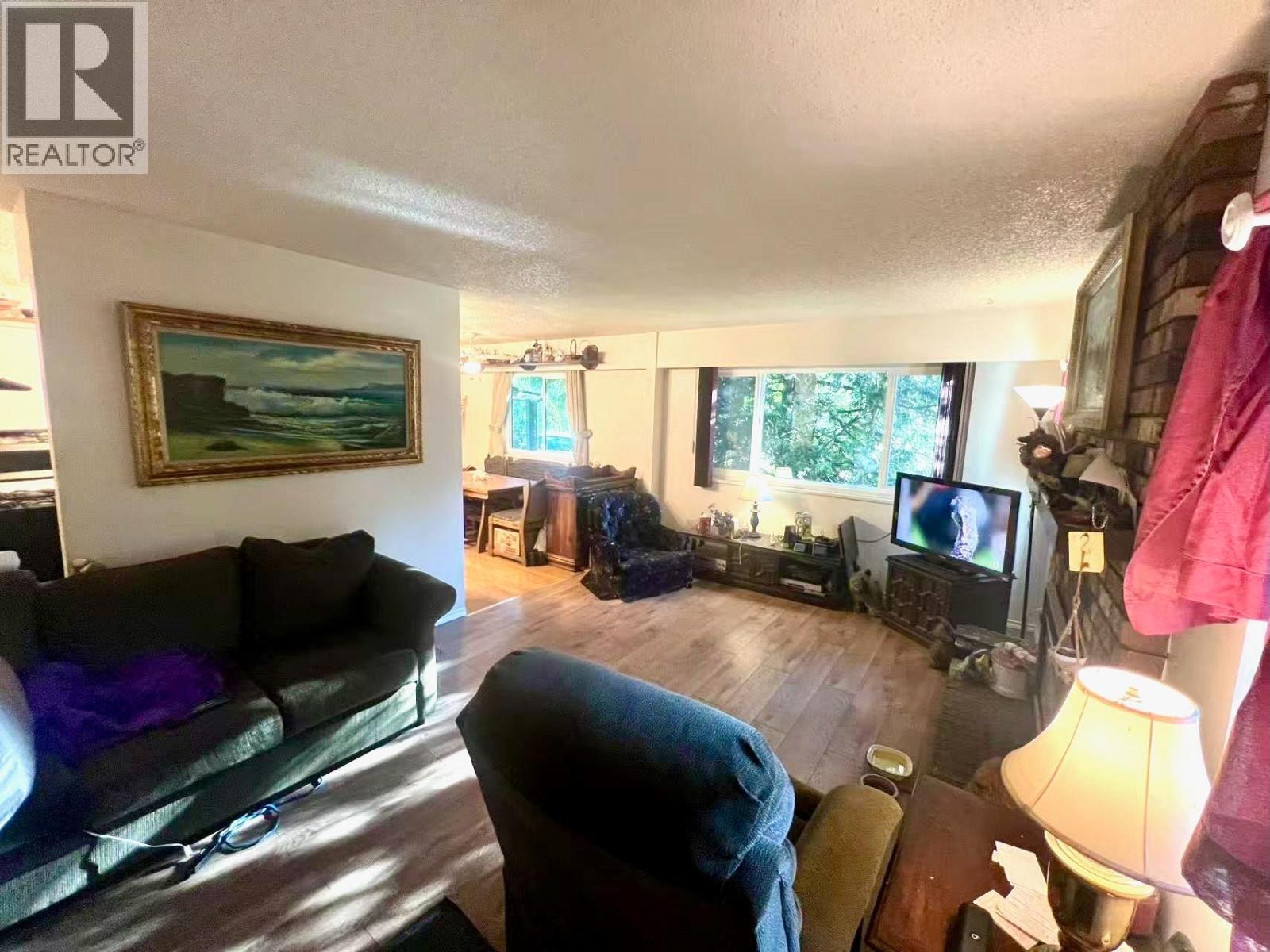 Property at 11750 FRASERVIEW STREET image 3