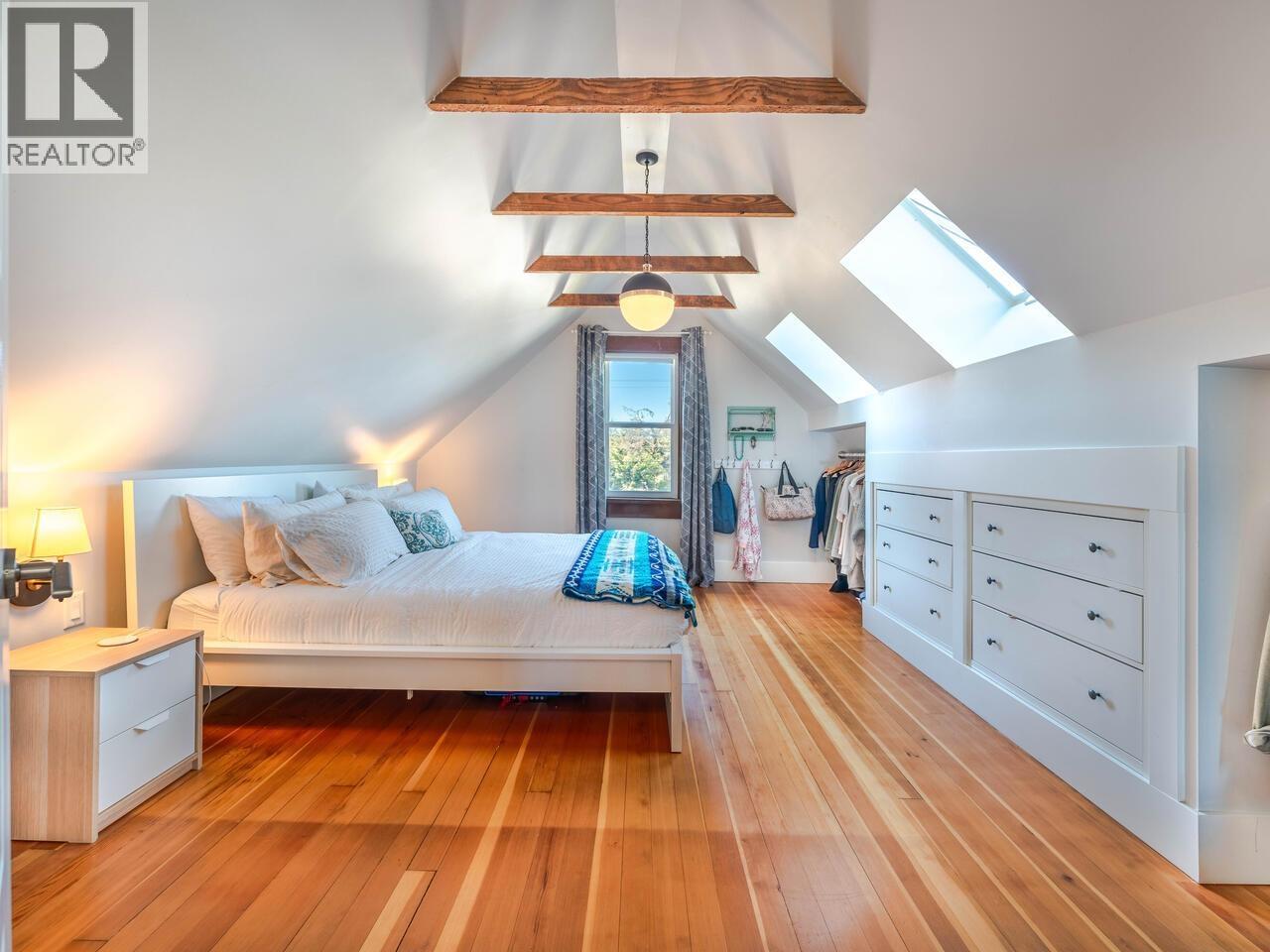 1124 Tenth Avenue, New Westminster, British Columbia  V3M 3H7 - Photo 17 - R3038332