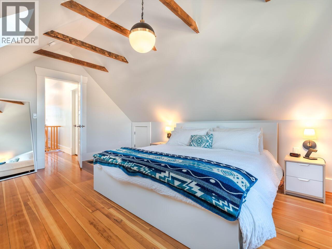 1124 Tenth Avenue, New Westminster, British Columbia  V3M 3H7 - Photo 19 - R3038332