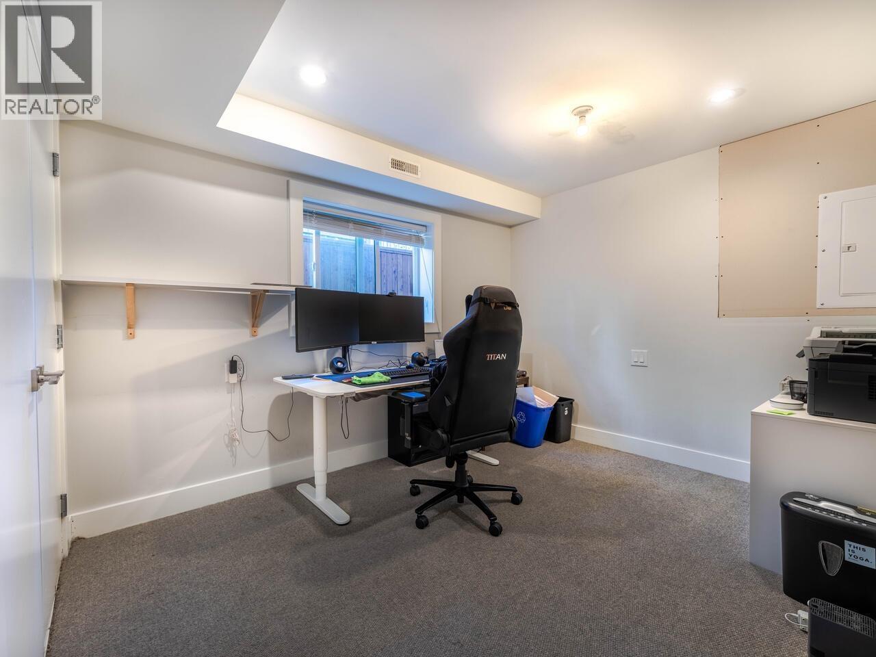 1124 Tenth Avenue, New Westminster, British Columbia  V3M 3H7 - Photo 22 - R3038332