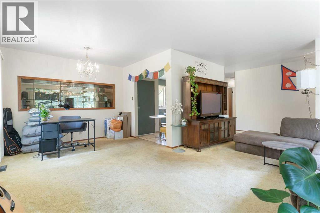 125 Rainbow Avenue, Banff, Alberta  T1L 1A1 - Photo 25 - A2249719