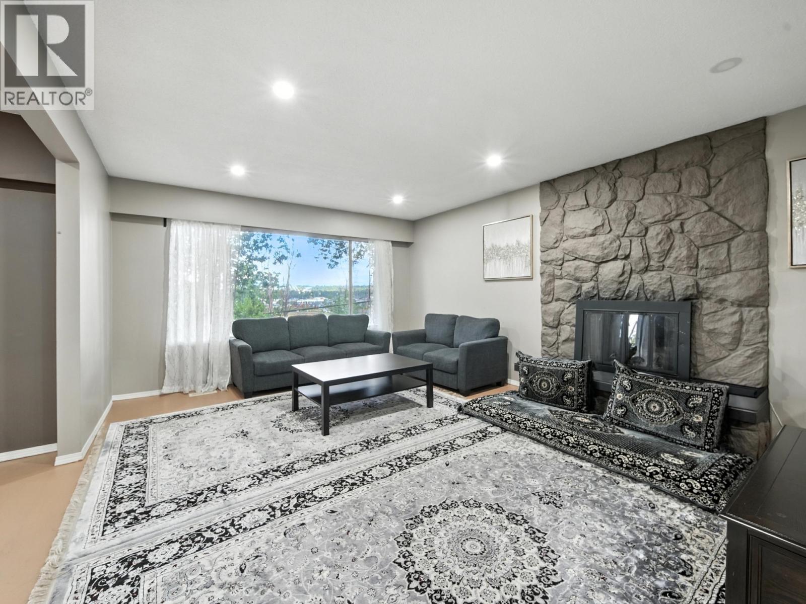 83 Warrick Street, Coquitlam, British Columbia  V3K 5L3 - Photo 10 - R3035078