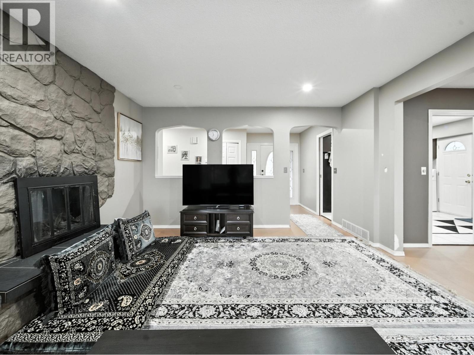 83 Warrick Street, Coquitlam, British Columbia  V3K 5L3 - Photo 11 - R3035078