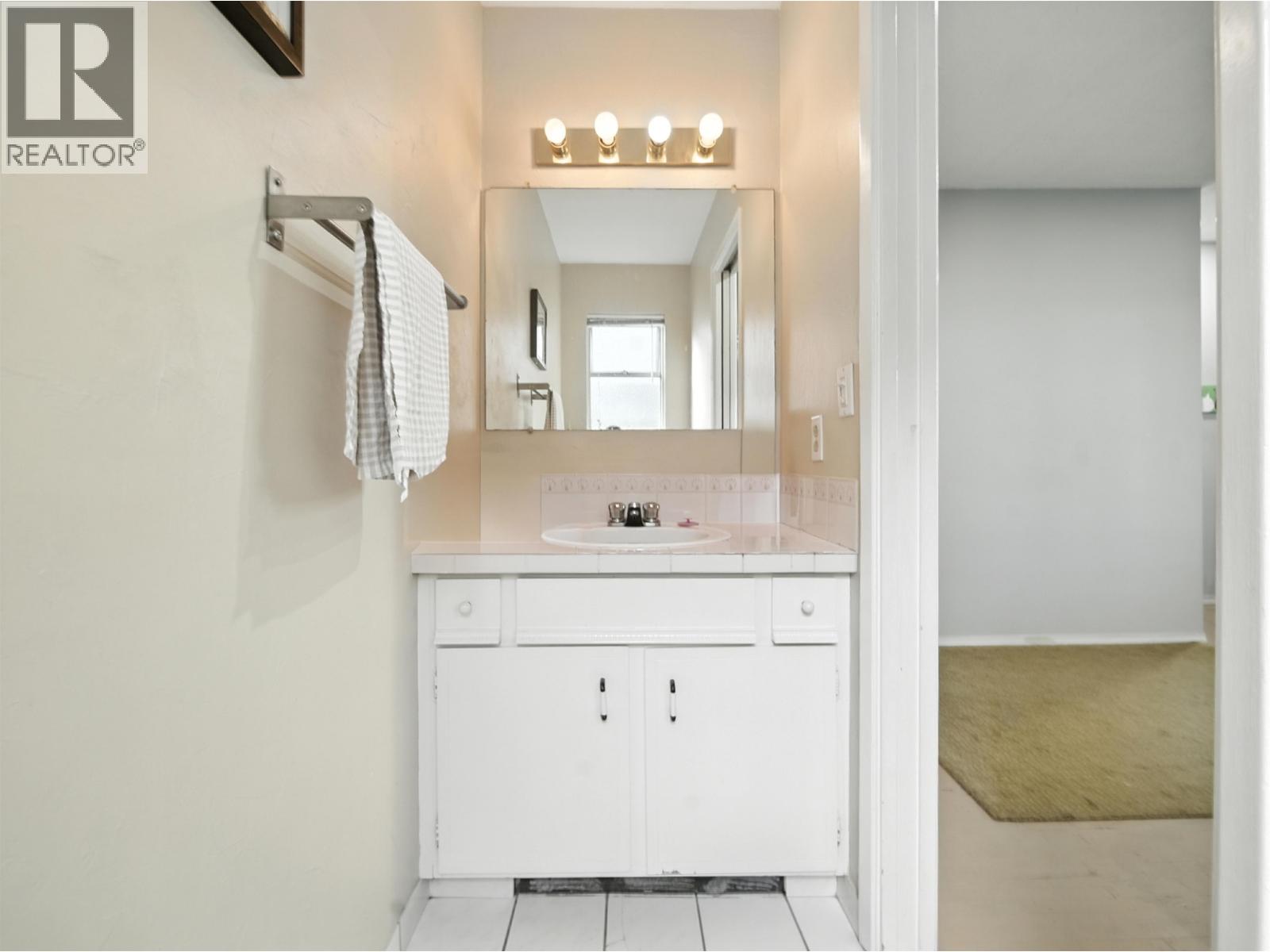 83 Warrick Street, Coquitlam, British Columbia  V3K 5L3 - Photo 25 - R3035078