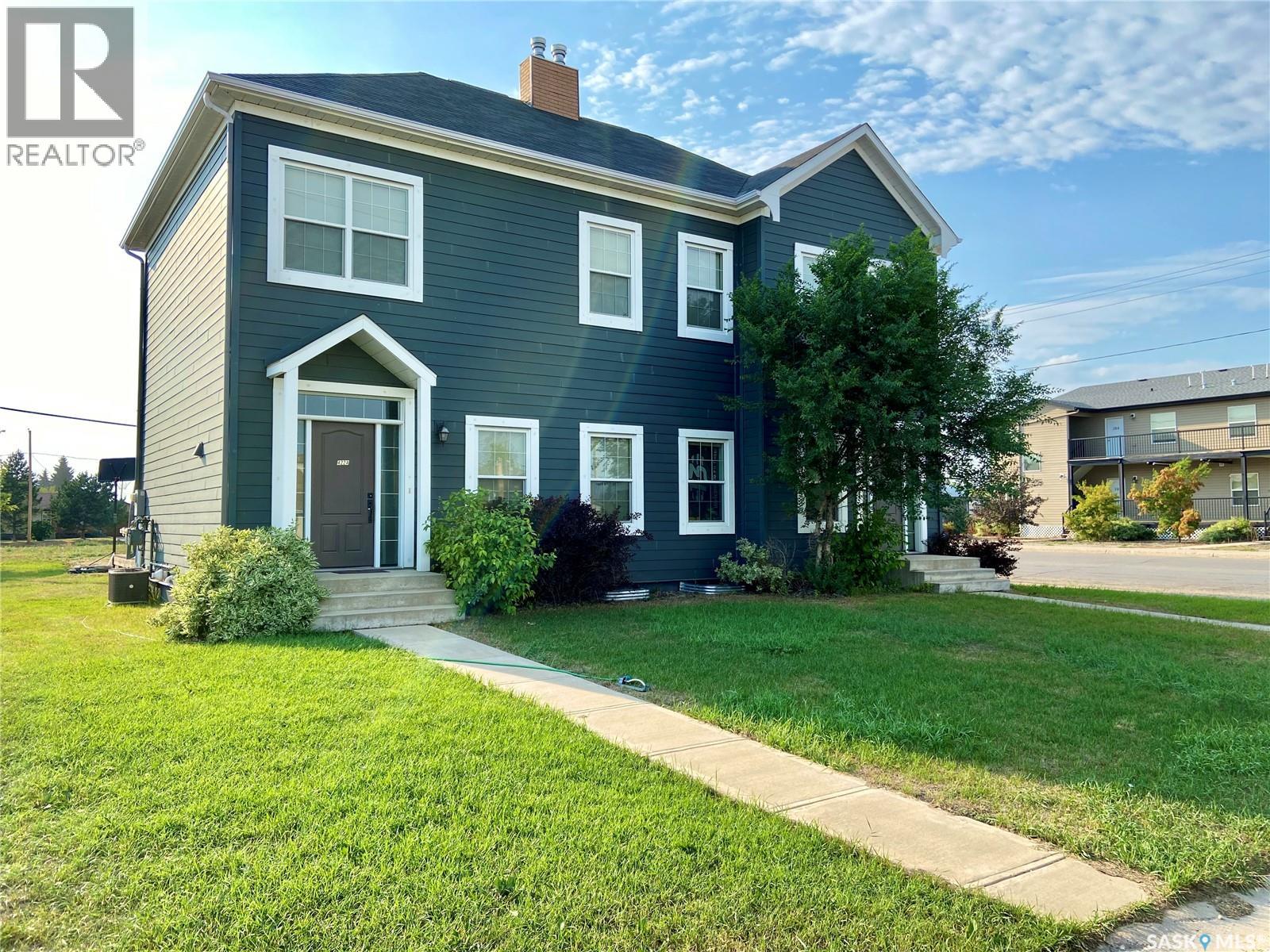 A & B 422 St Mary STREET, Esterhazy, Saskatchewan