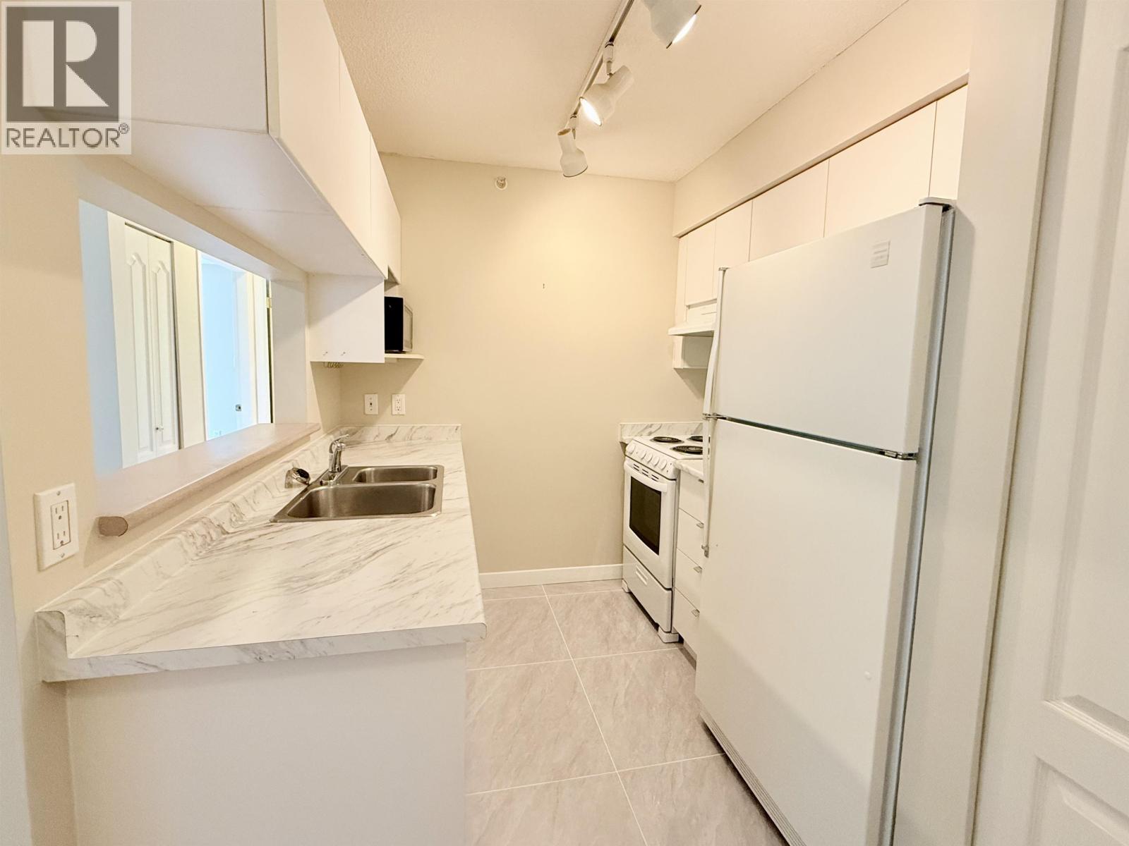 210 3455 Ascot Place, Vancouver, British Columbia  V5R 6B7 - Photo 6 - R3038304