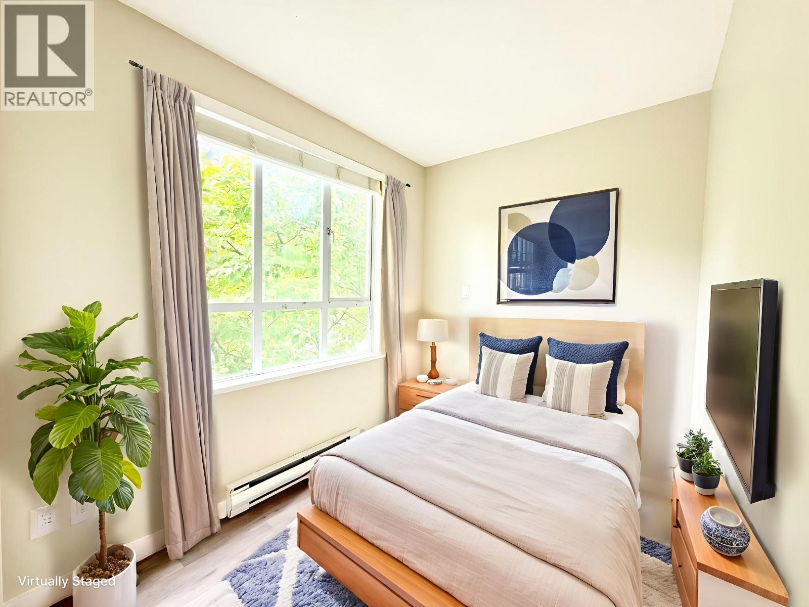 210 3455 Ascot Place, Vancouver, British Columbia  V5R 6B7 - Photo 4 - R3038304