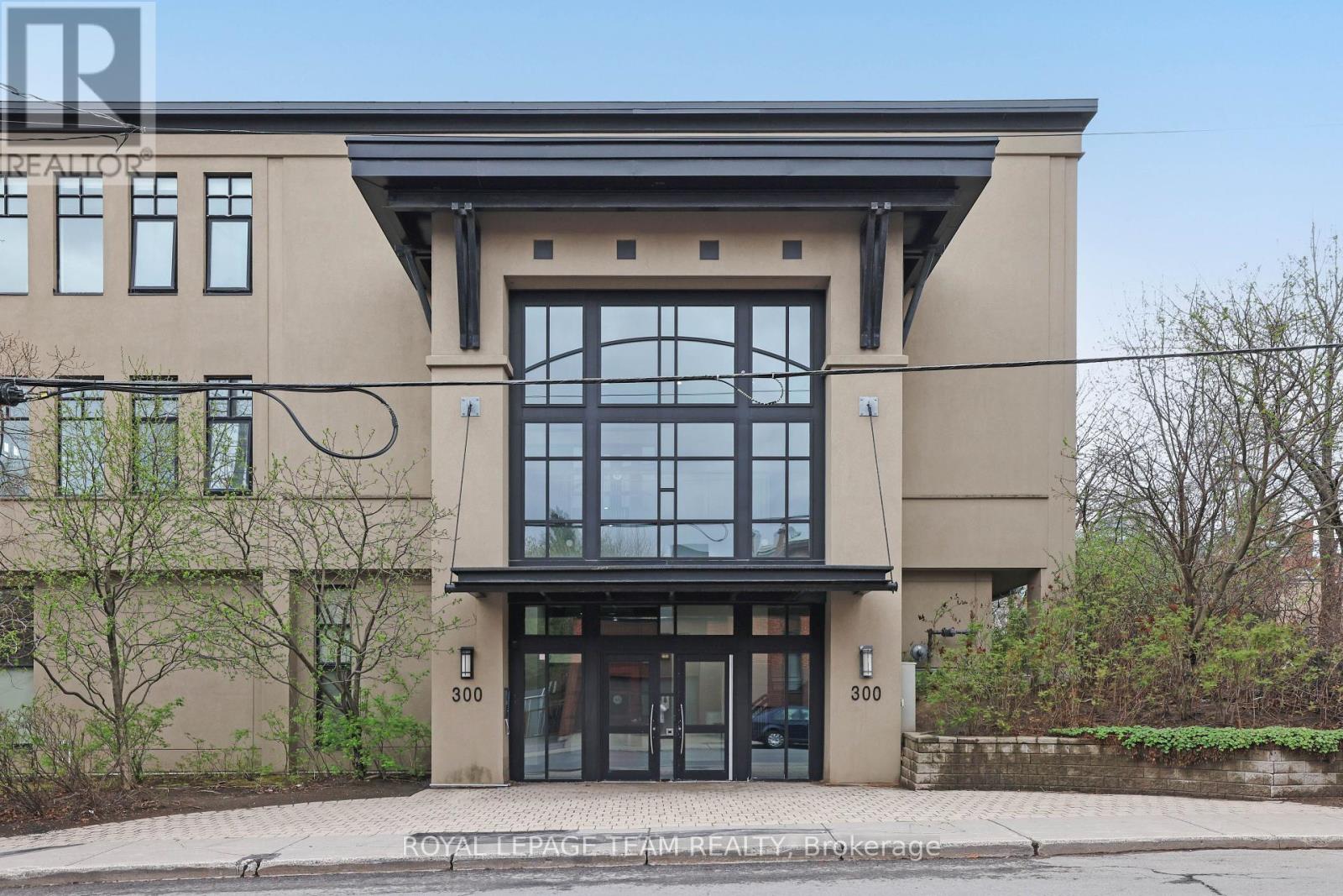 203 - 300 Powell Avenue, Ottawa, Ontario  K1S 5T3 - Photo 2 - X12351596
