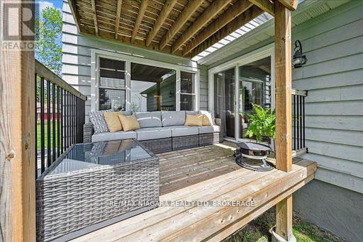 Property at 18 ROSEMOUNT AVENUE image 5