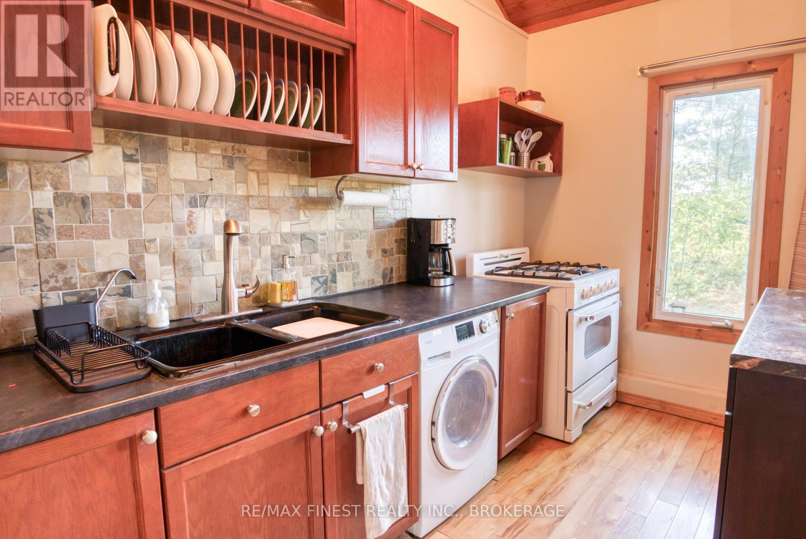 1036a Twin Lake Lane, Frontenac, Ontario  K0H 2P0 - Photo 22 - X12350603