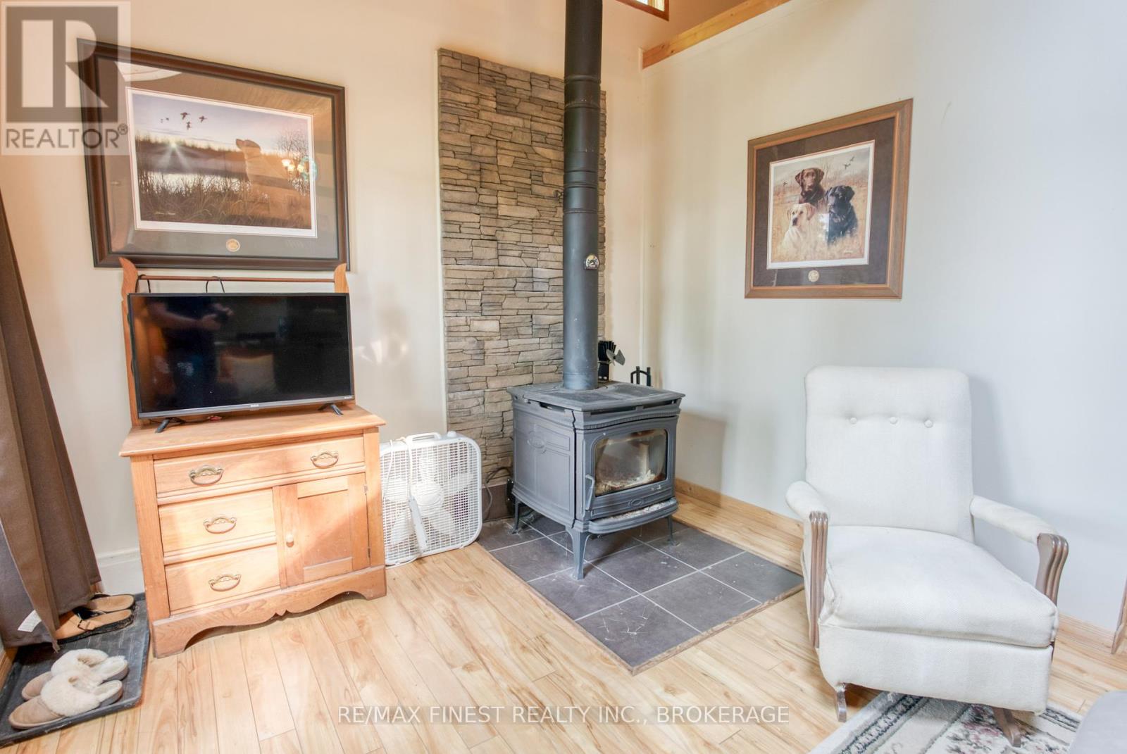 1036a Twin Lake Lane, Frontenac, Ontario  K0H 2P0 - Photo 25 - X12350603