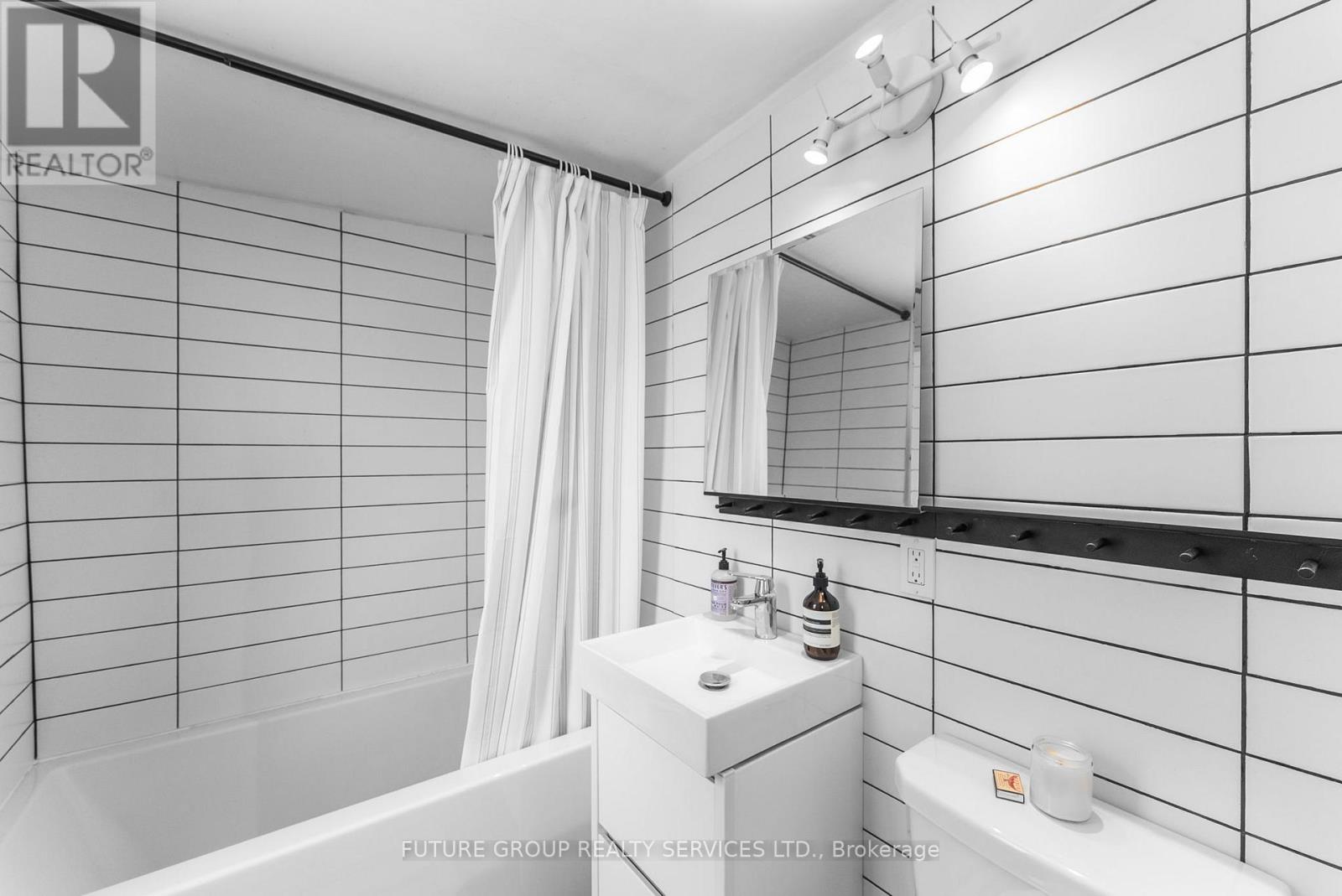 10 Borden Street, Toronto, Ontario  M5S 2M9 - Photo 24 - C12351616