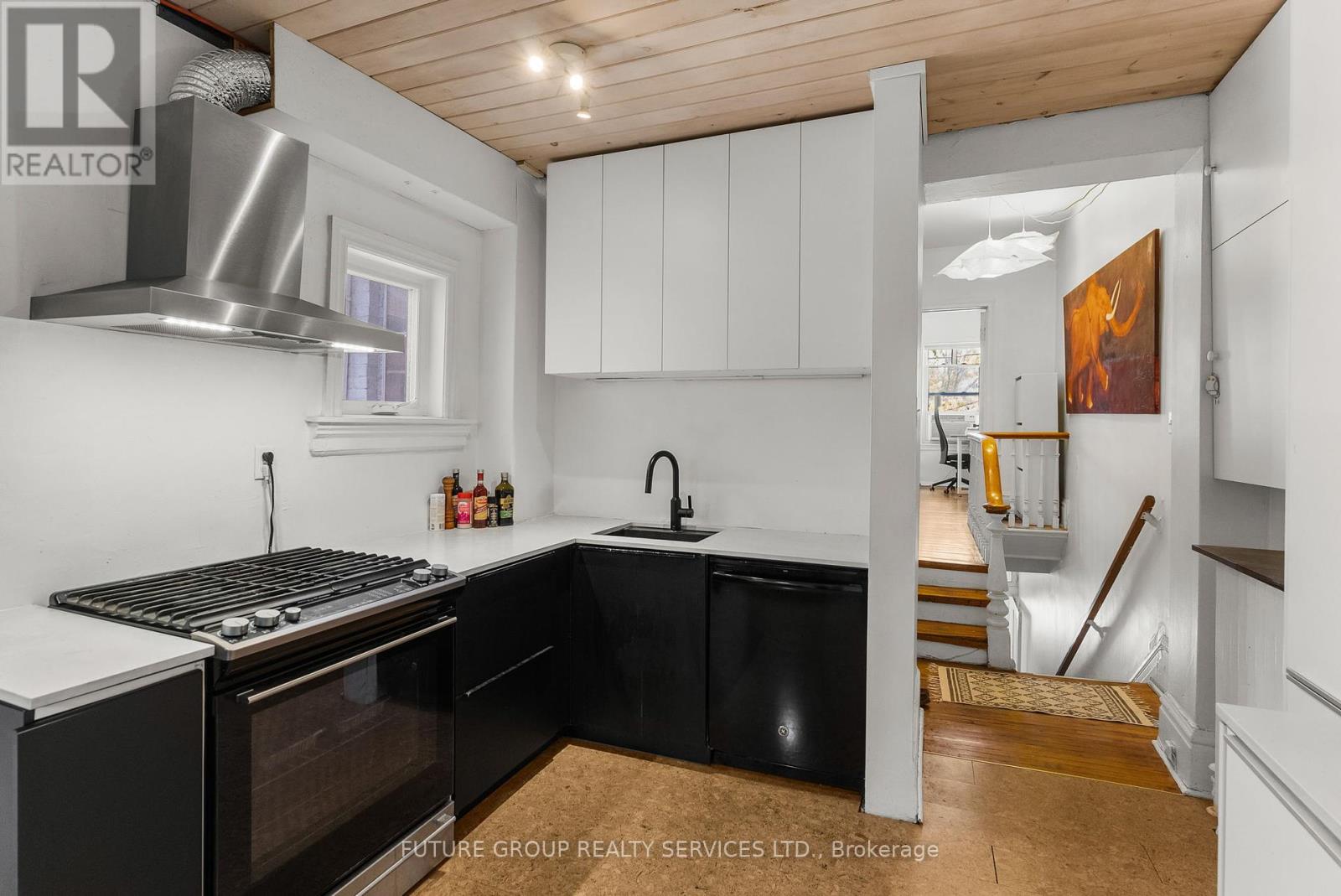 10 Borden Street, Toronto, Ontario  M5S 2M9 - Photo 5 - C12351616