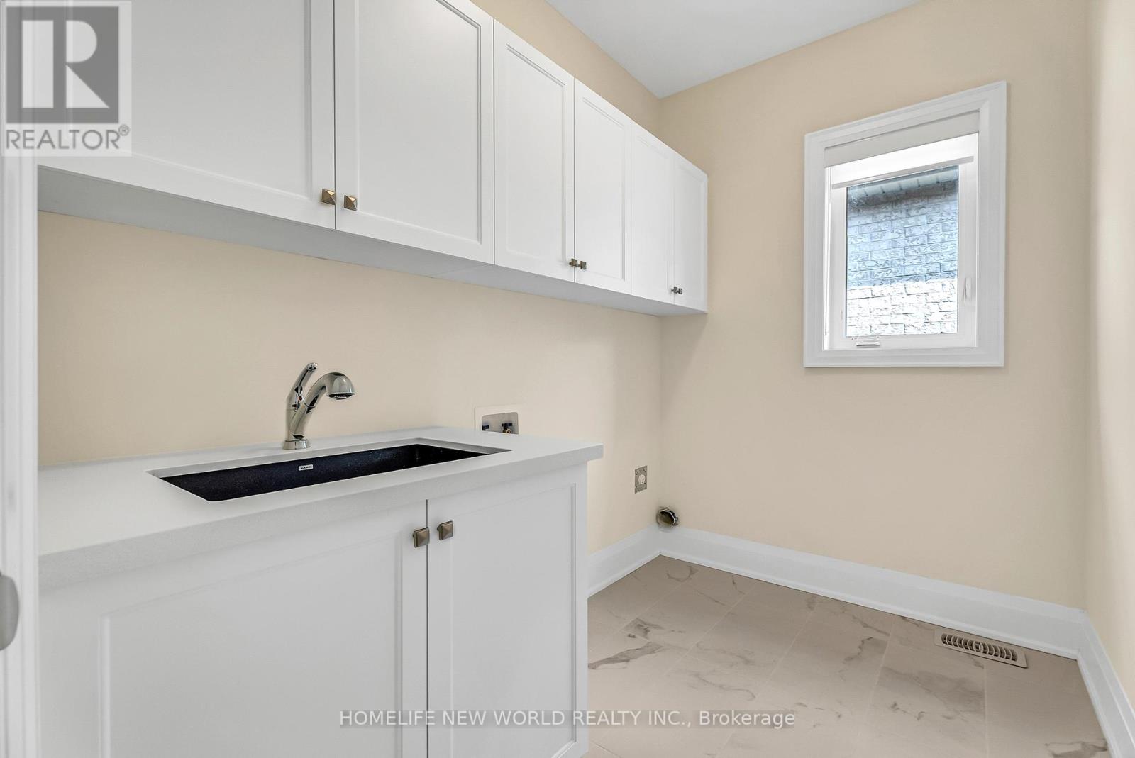 78 William Logan Drive, Richmond Hill, Ontario  L4E 1J9 - Photo 35 - N12351603