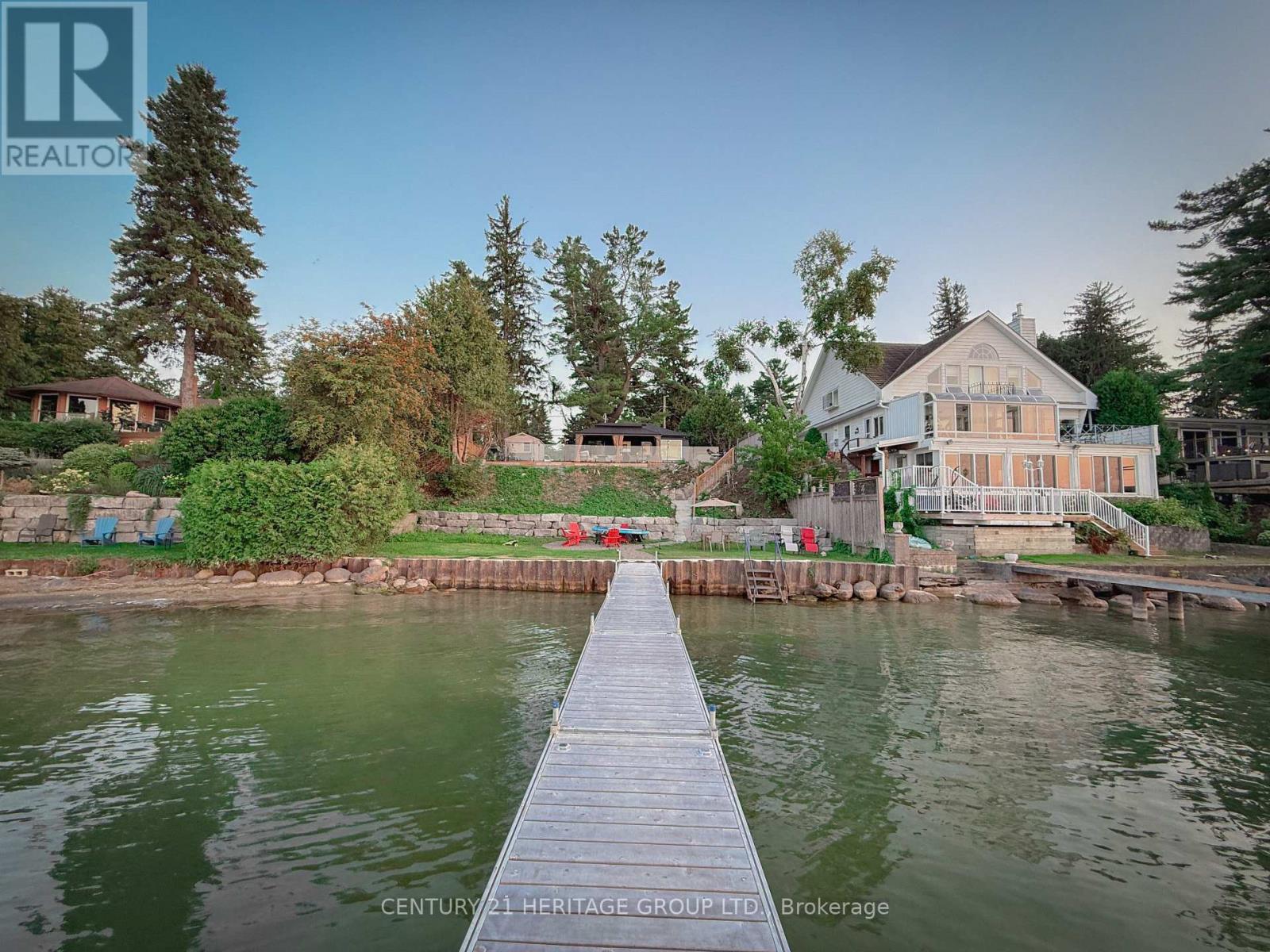 110 Hedge Road, Georgina, Ontario  L0E 1R0 - Photo 2 - N12351625