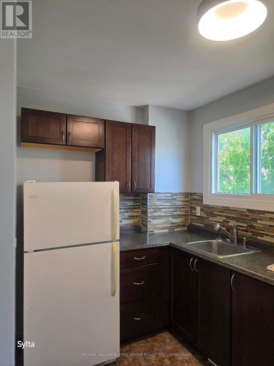 152 - 1098 Craig Lane, Kingston, Ontario  K7M 7R9 - Photo 6 - X12351630