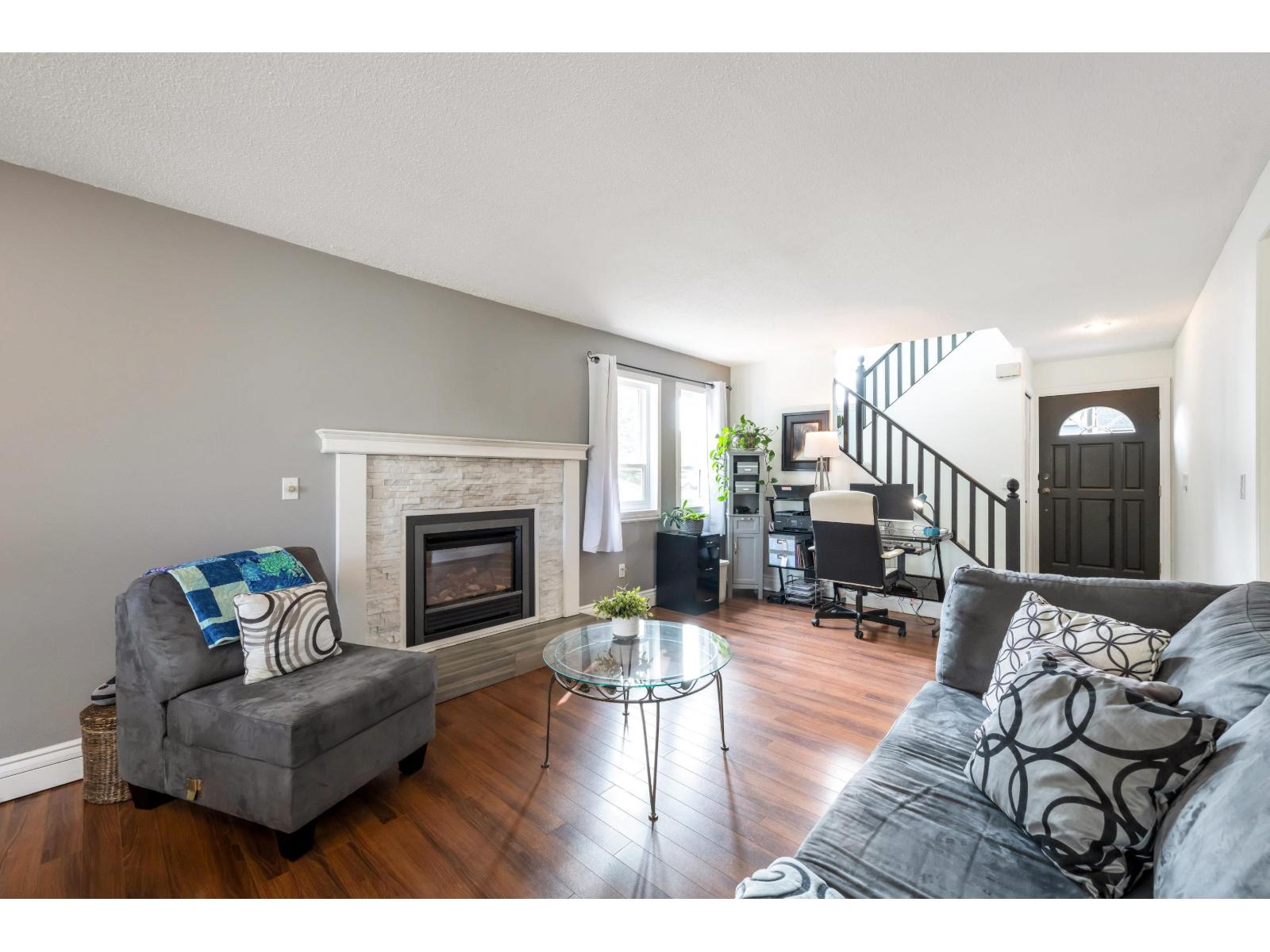 Property at 2112 WINSTON COURT image 4